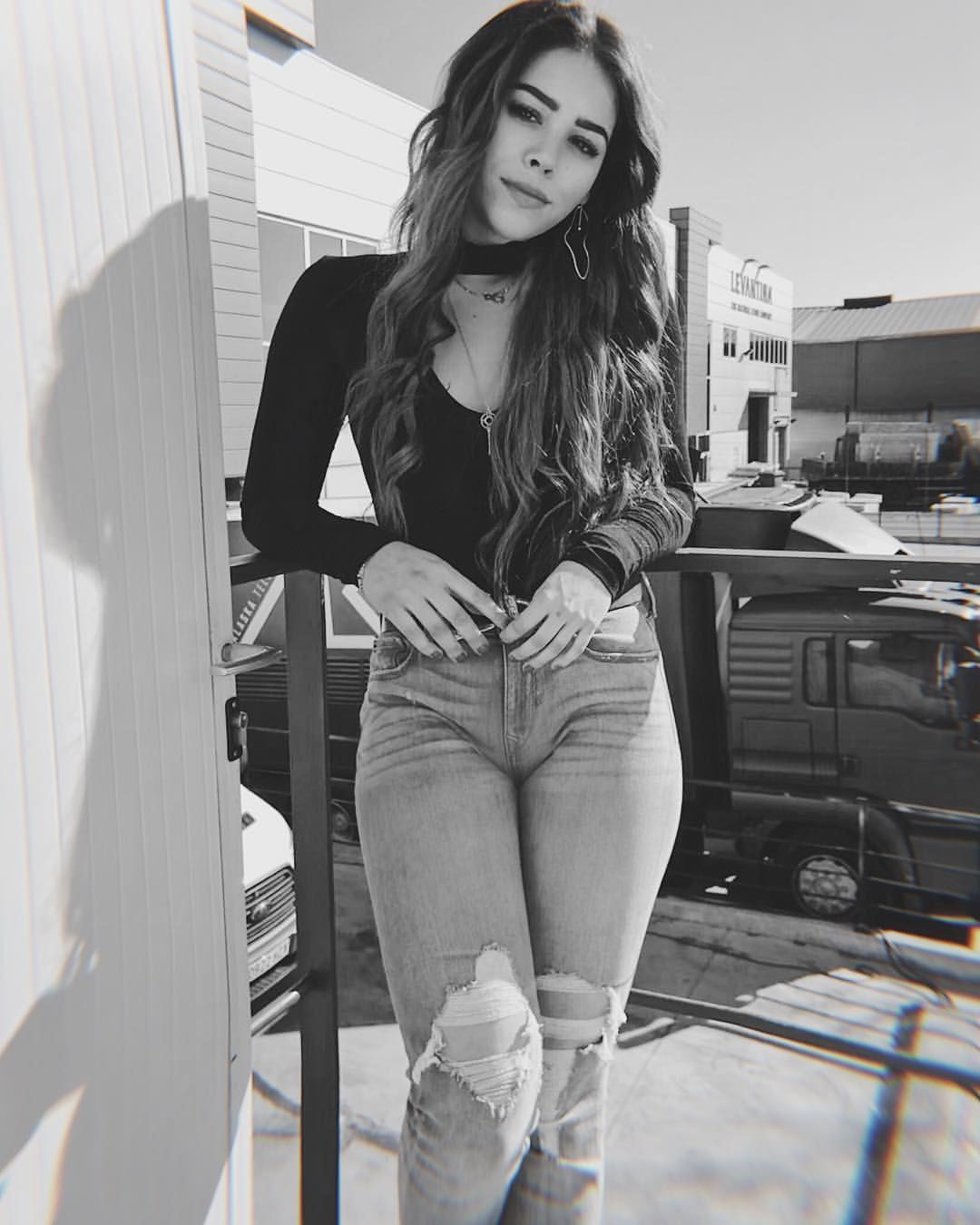 Danna Paola Elite Wallpapers