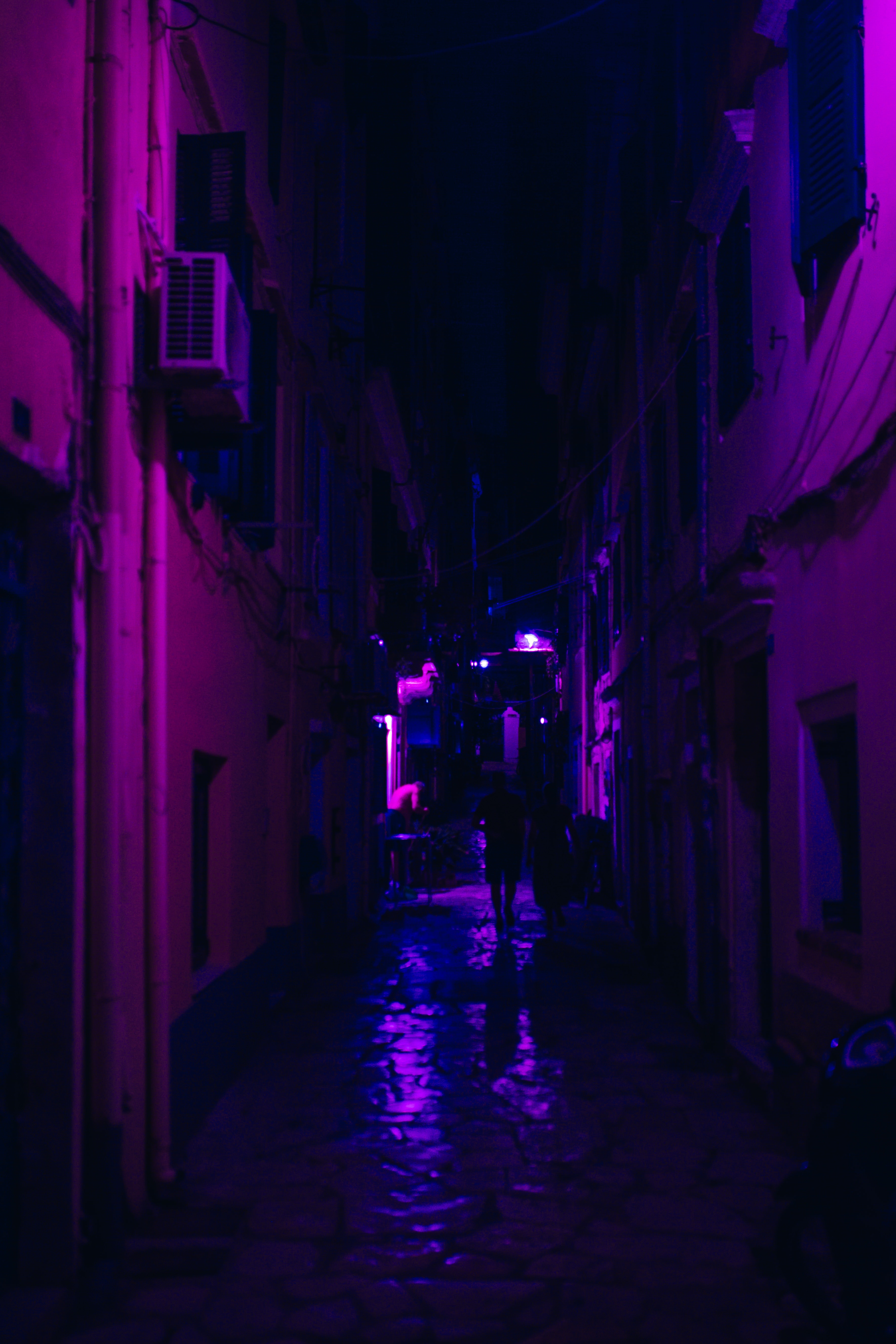 Dark Alley Wallpapers