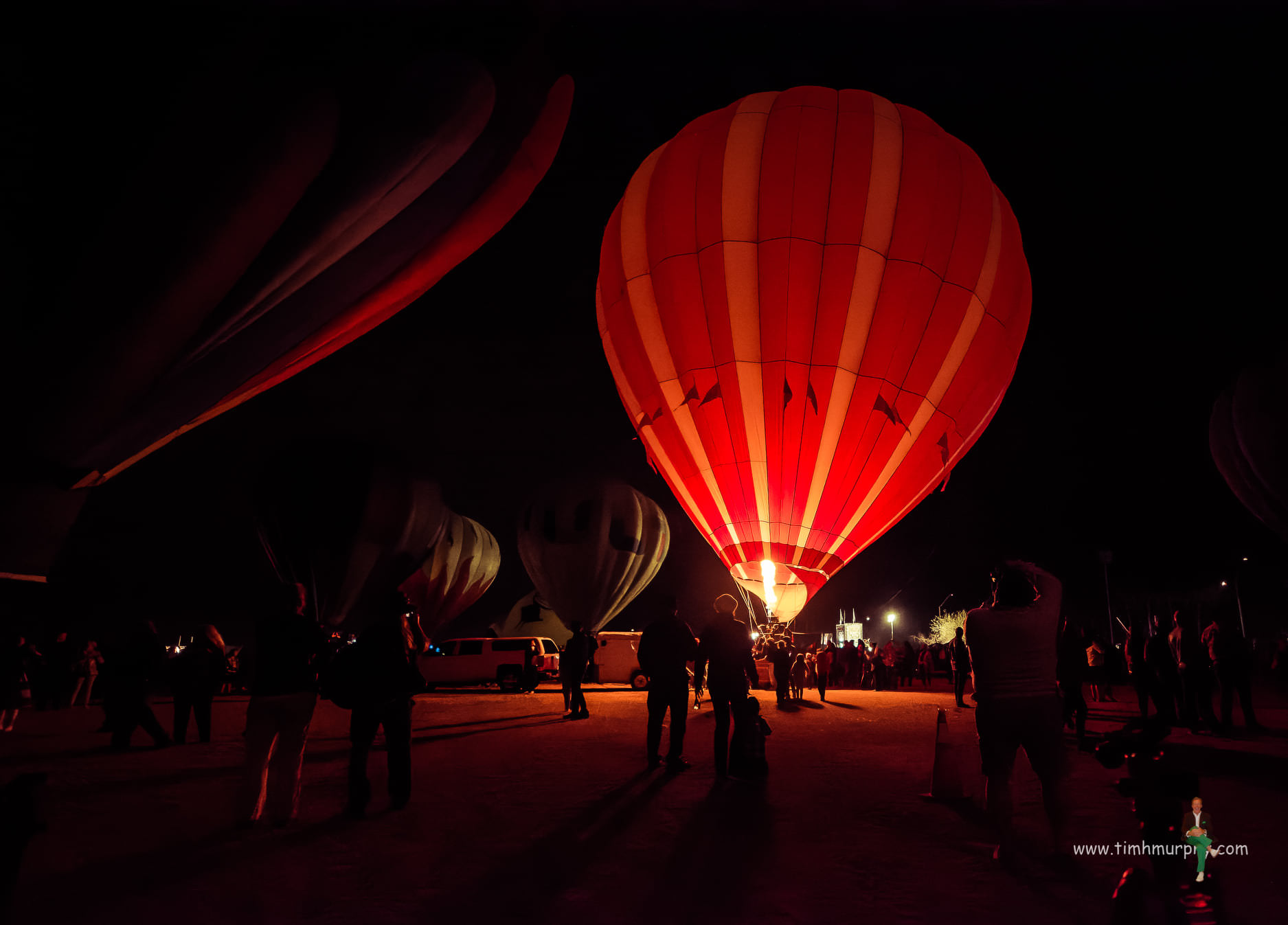 Dark Night In Air Balloon Wallpapers