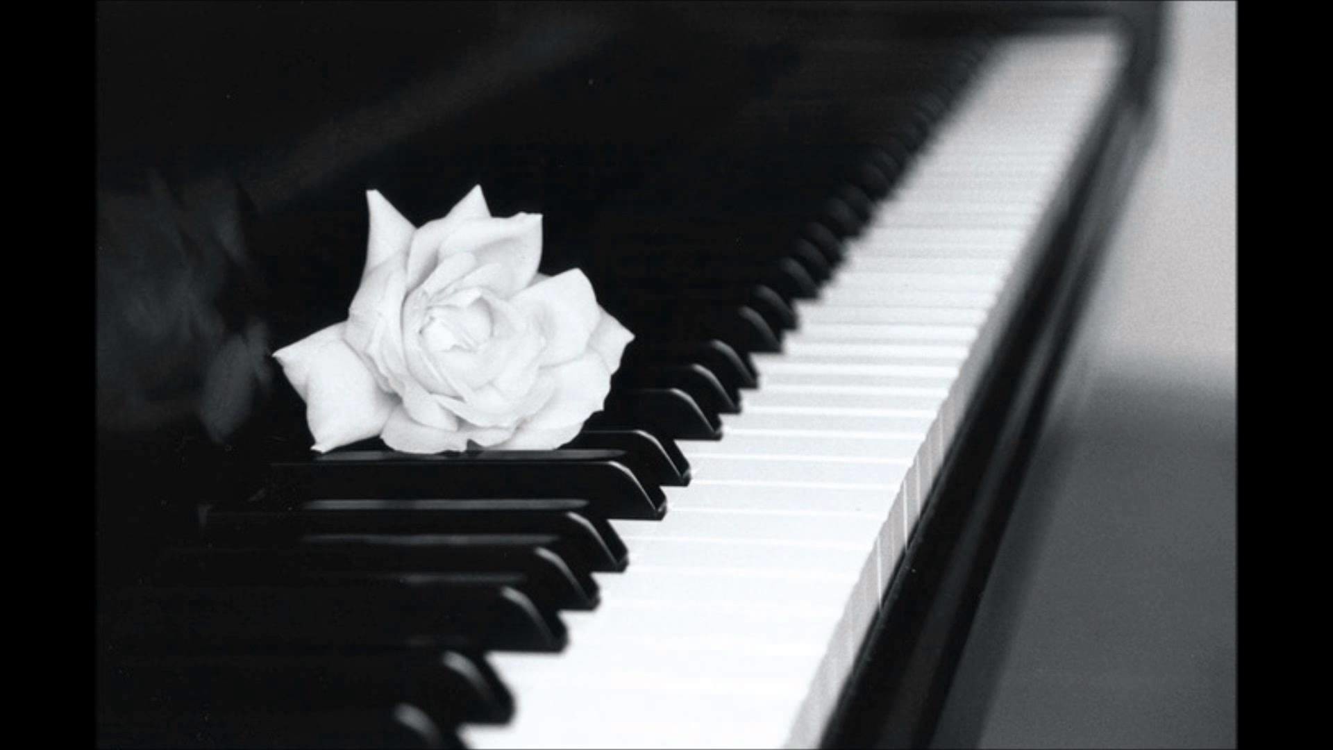 Dark Piano Wallpapers