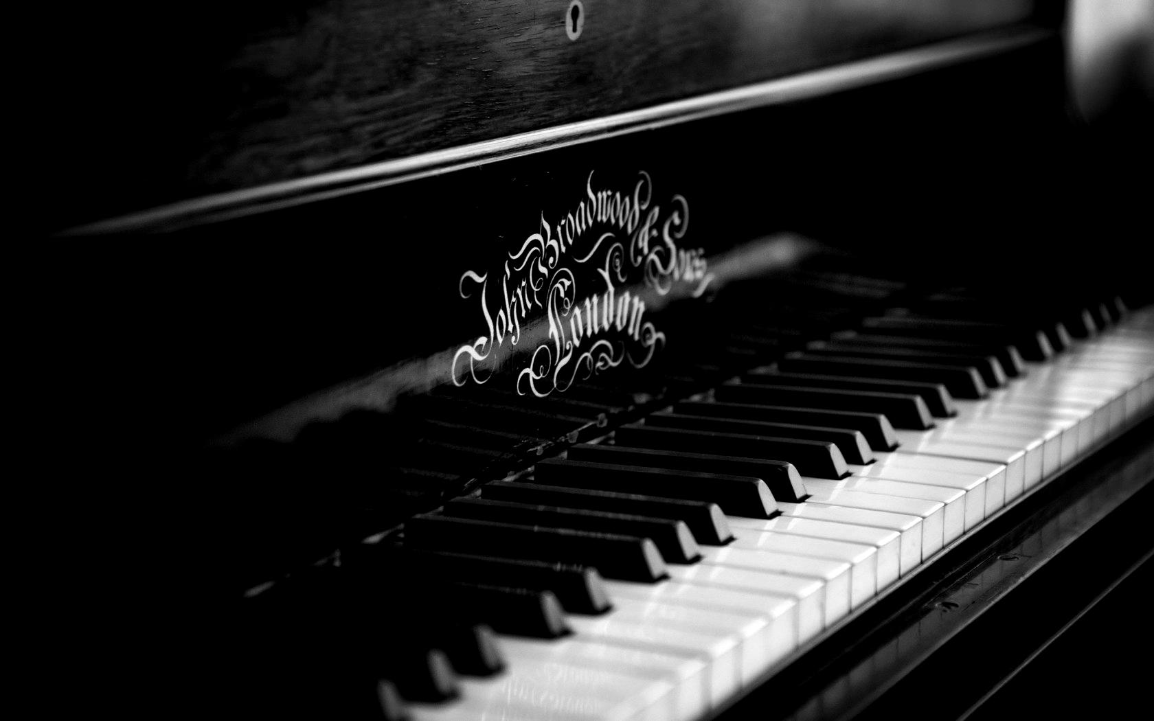 Dark Piano Wallpapers