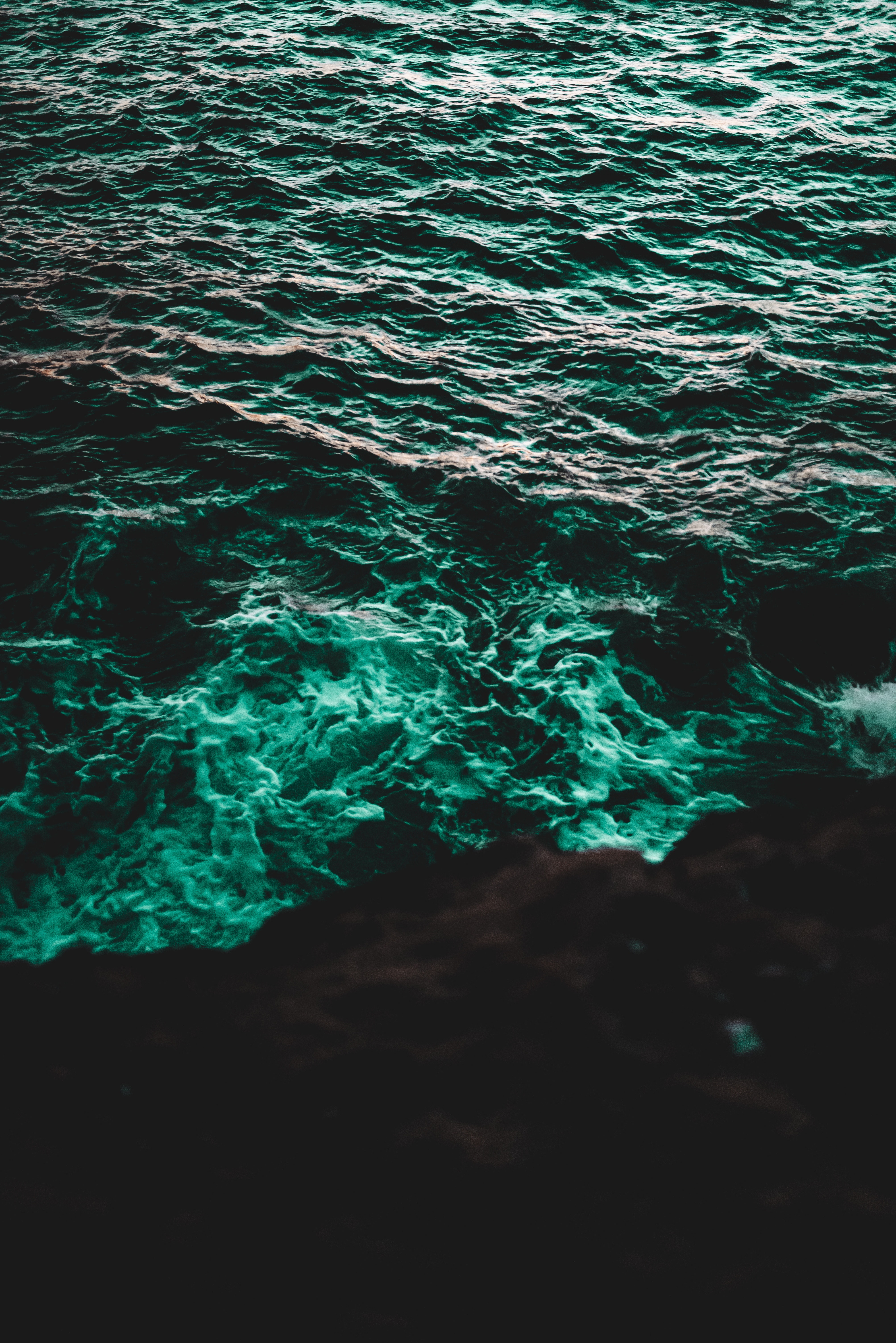 Dark Underwater Wallpapers