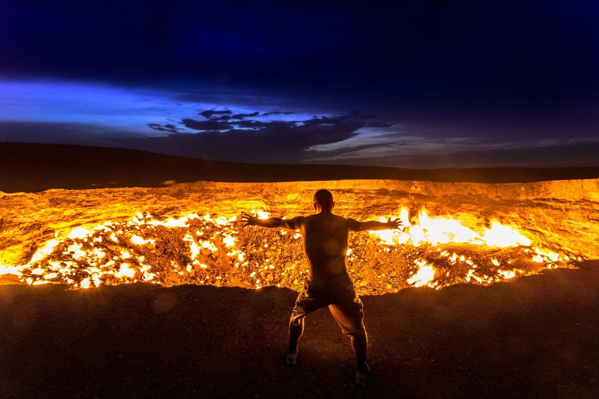 Darvaza Gas Crater Wallpapers