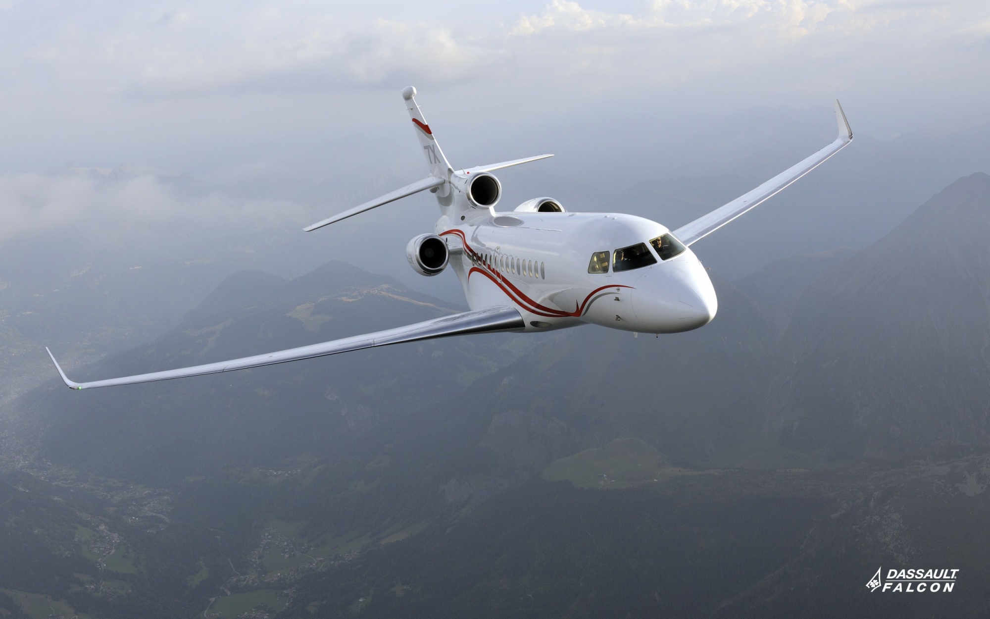 Dassault Falcon 8X Wallpapers