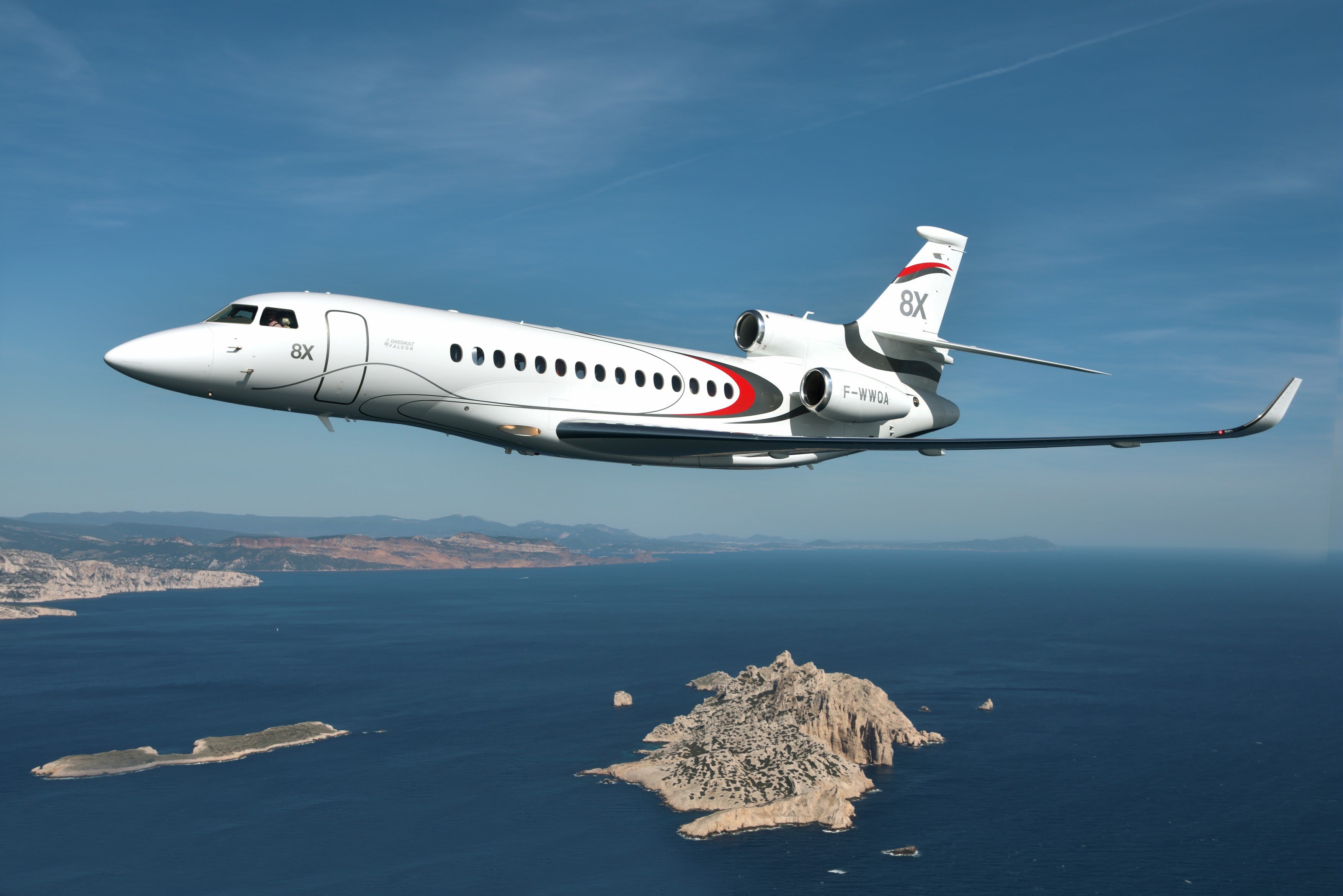 Dassault Falcon 8X Wallpapers