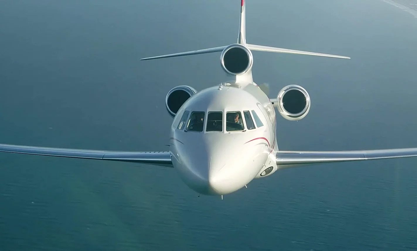 Dassault Falcon 8X Wallpapers