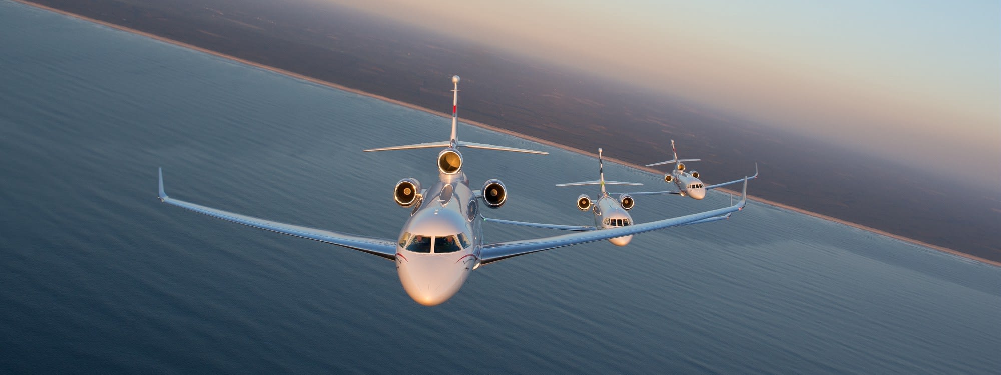 Dassault Falcon 8X Wallpapers