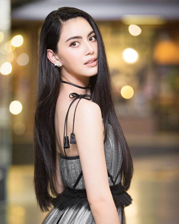 Davika Hoorne Thailand Actress Model Wallpapers