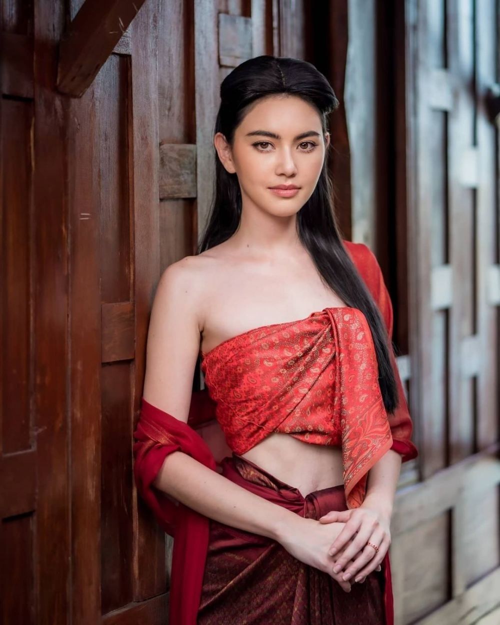 Davika Hoorne Thailand Actress Model Wallpapers