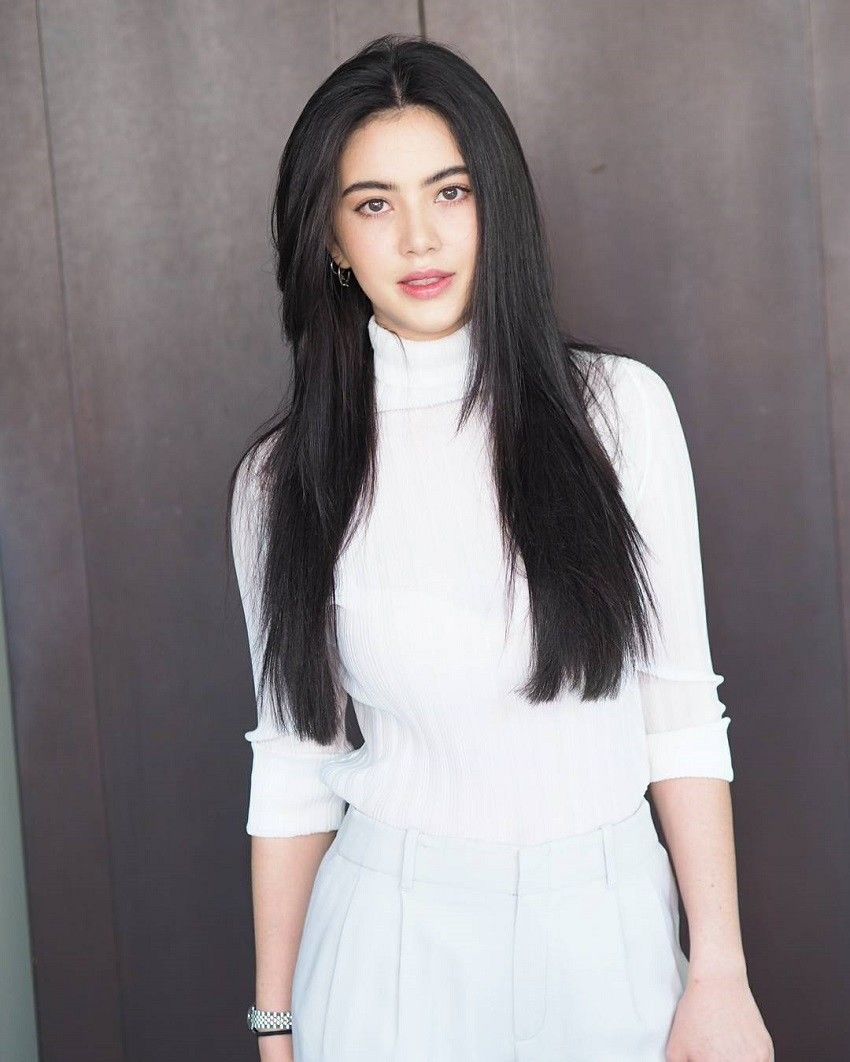 Davika Hoorne Thailand Actress Model Wallpapers