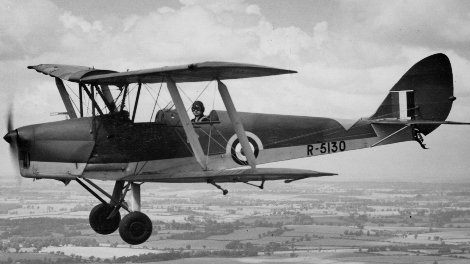 De Havilland Tiger Moth Wallpapers