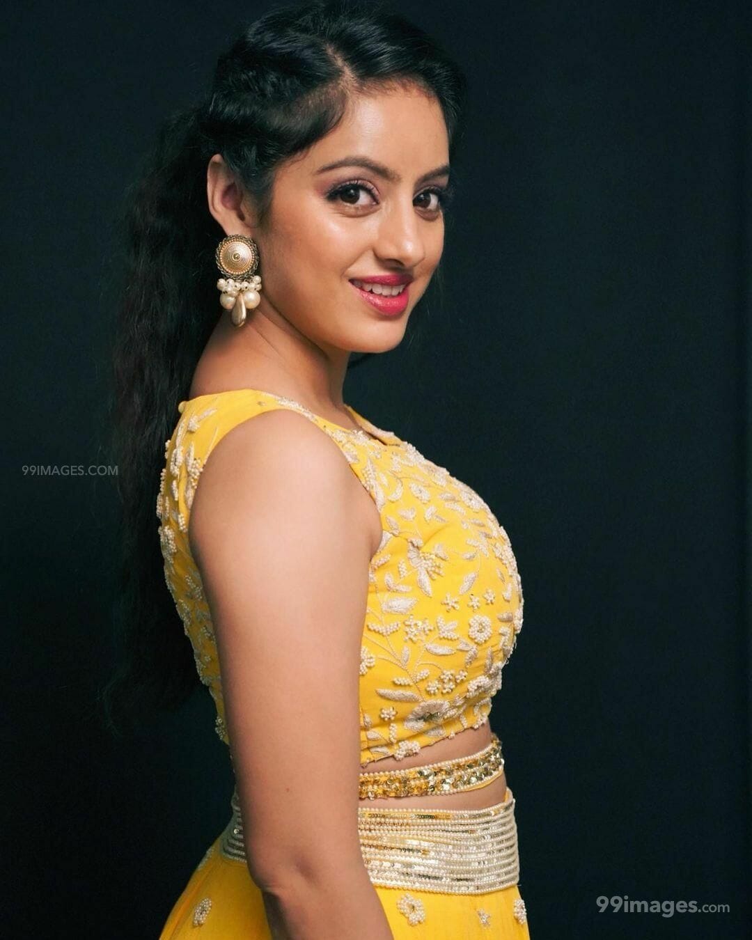 Deepika Singh Hot Wallpapers