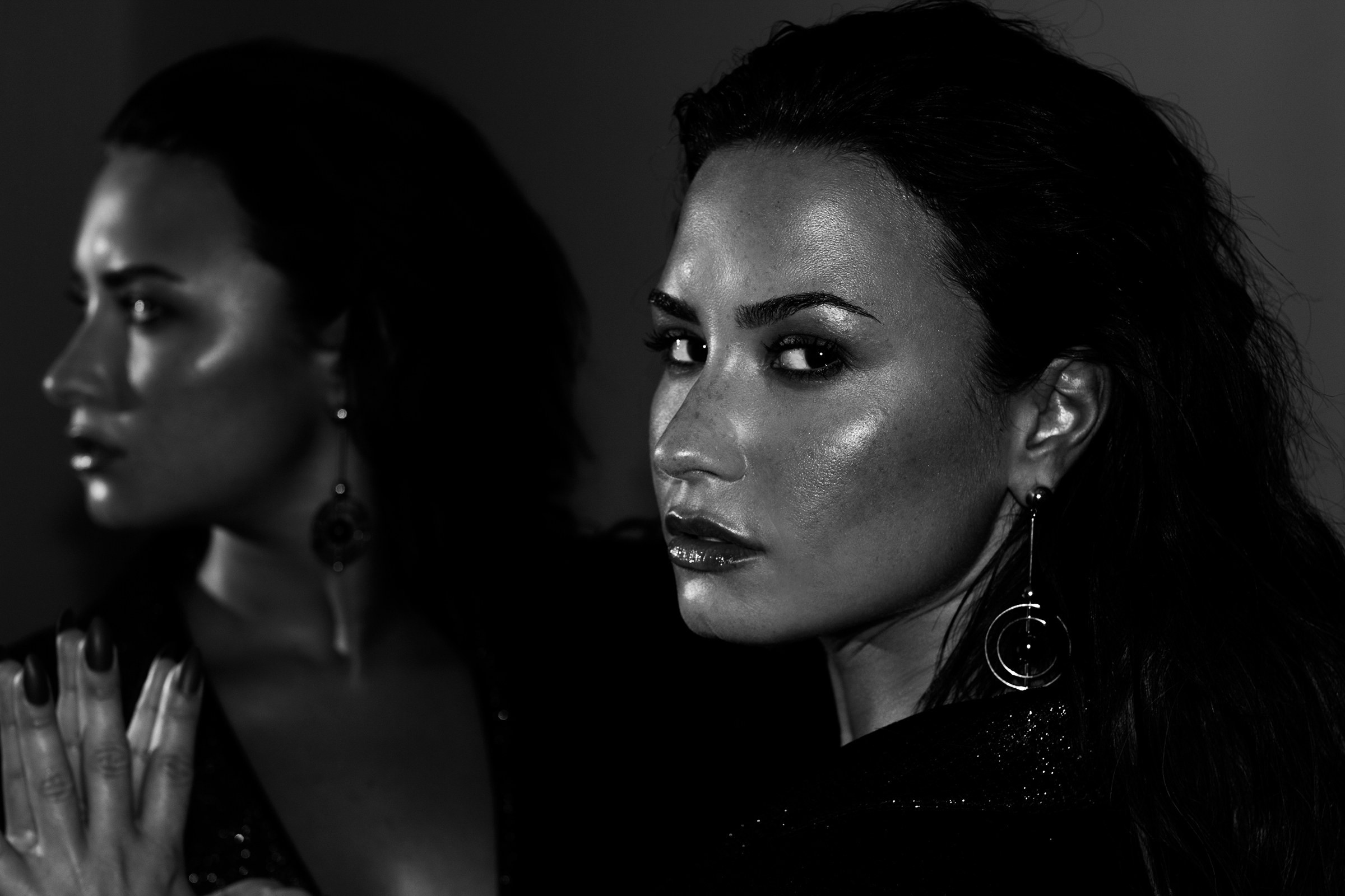 Demi Lovato 2018 Monochrome Wallpapers