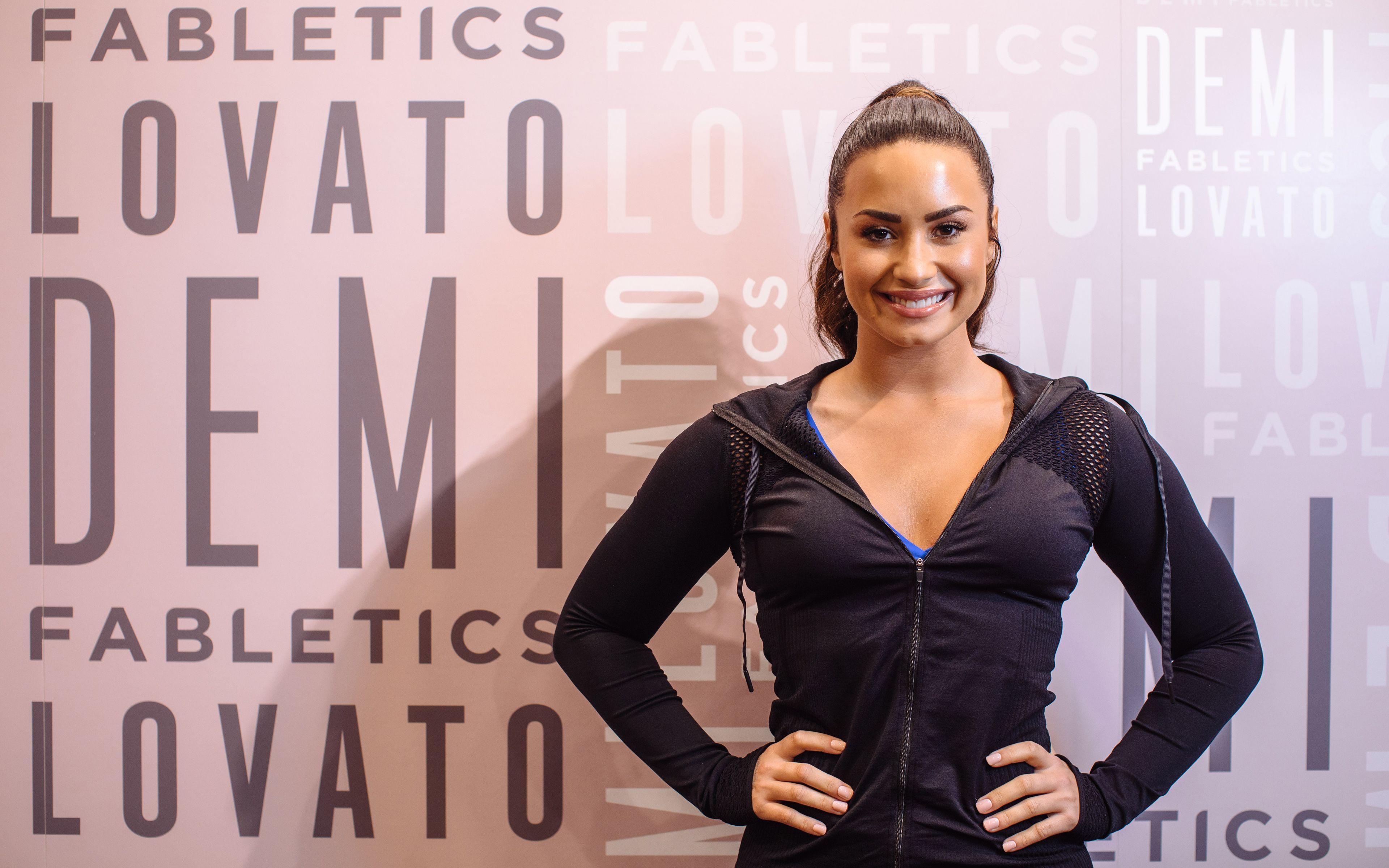 Demi Lovato Fabletics Wallpapers