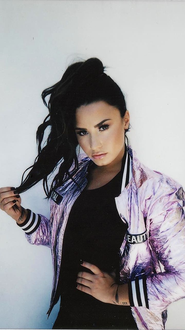 Demi Lovato InStyle Magazine 2018 Wallpapers