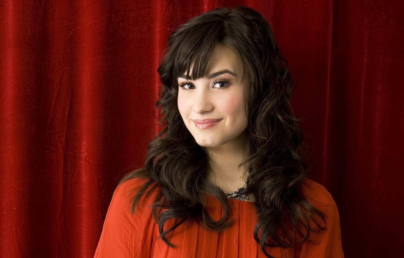 Demi Lovato Portrait Wallpapers