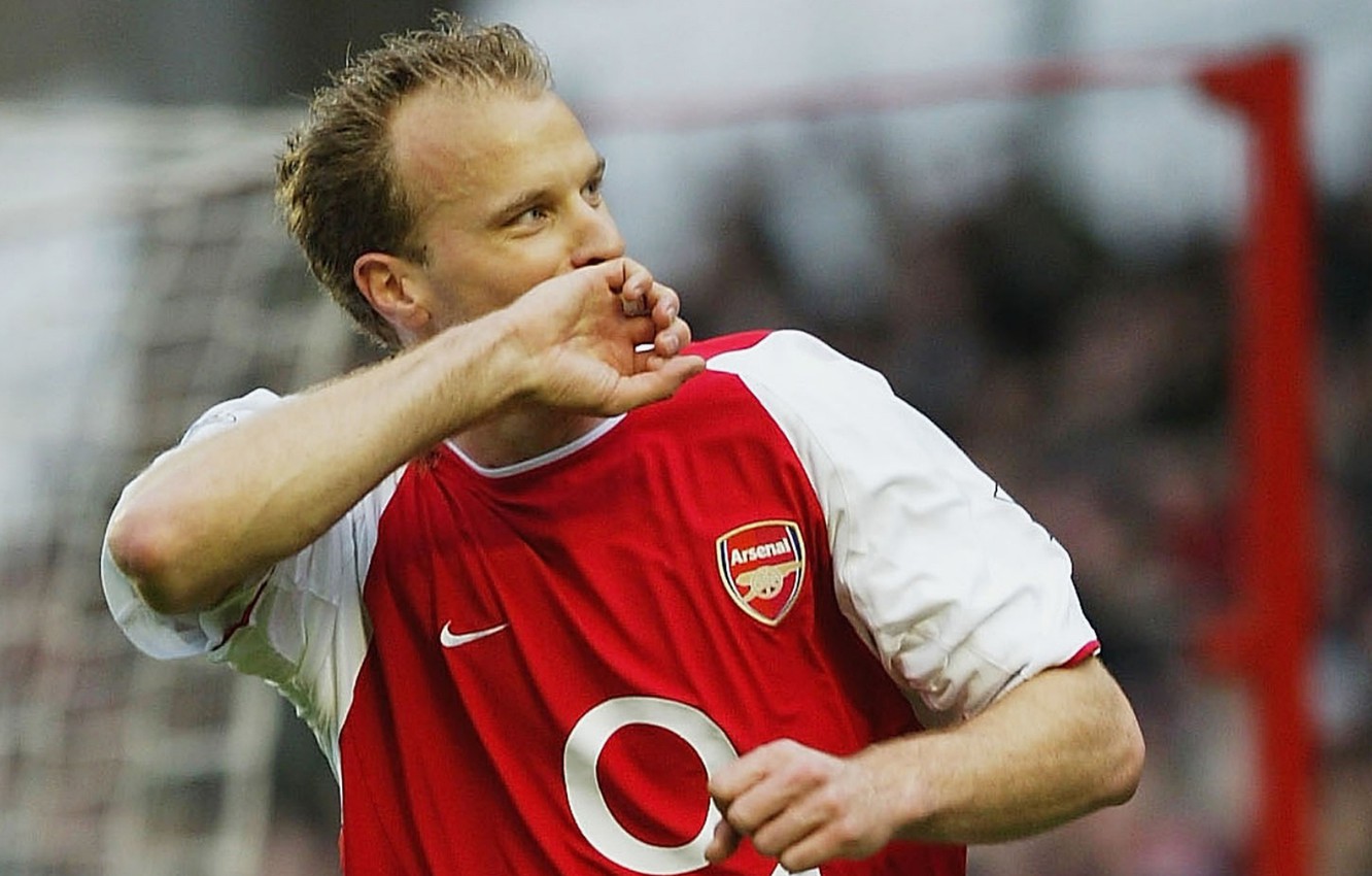 Dennis Bergkamp Wallpapers