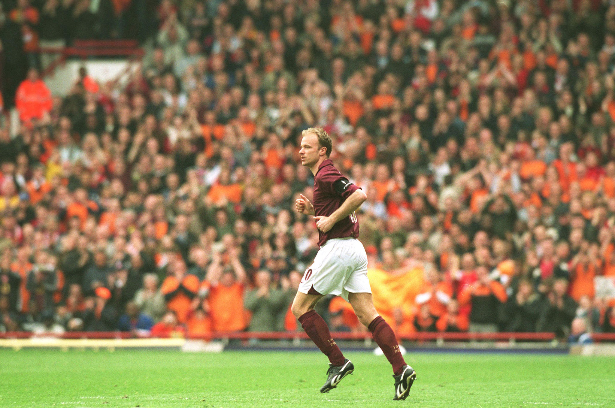 Dennis Bergkamp Wallpapers