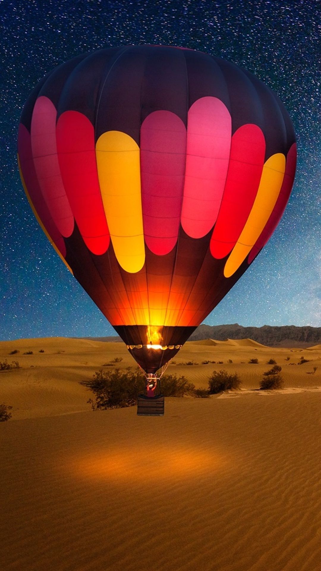 Desert Art And  Hot Air Balloon Wallpapers