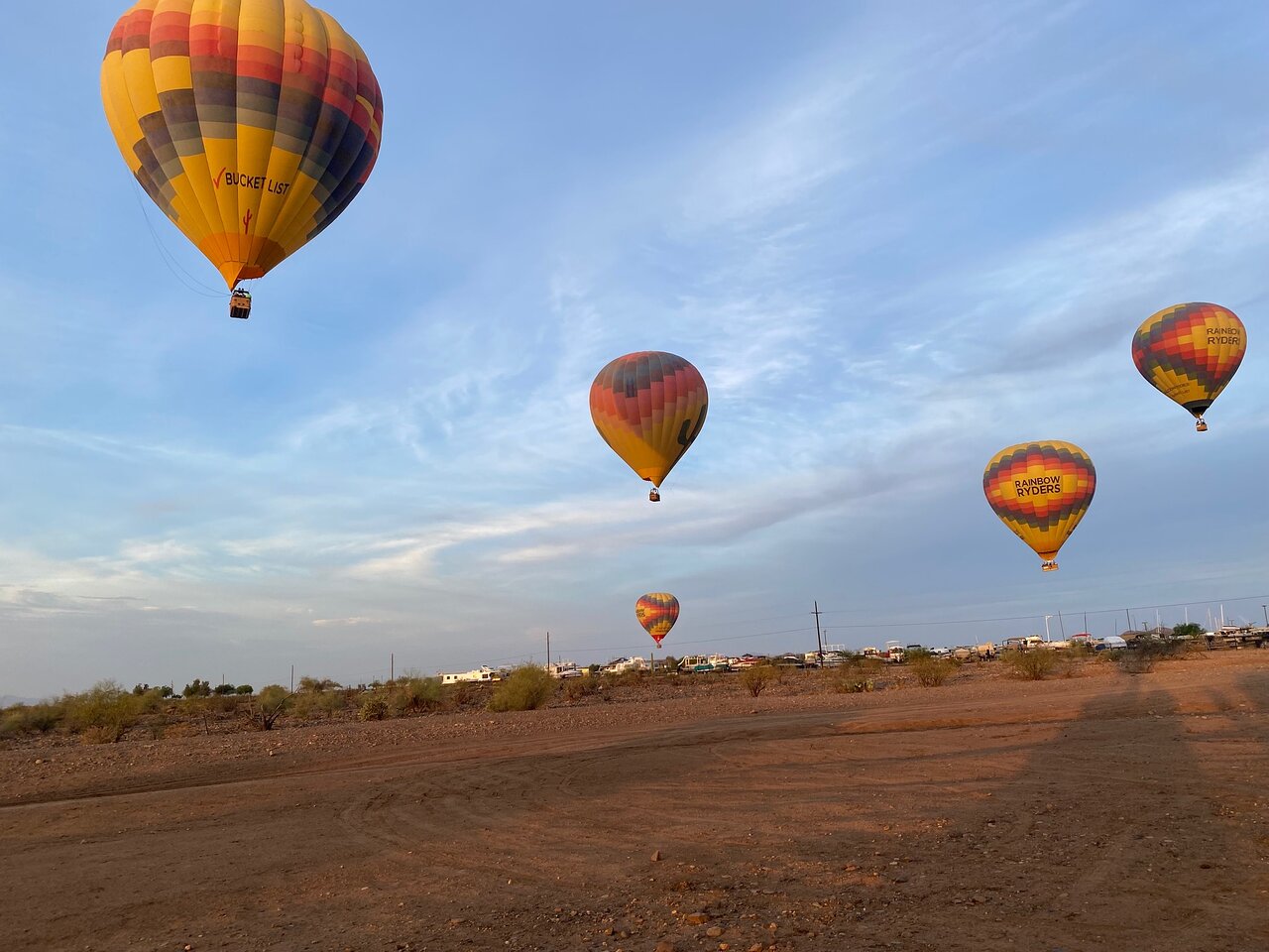 Desert Art And  Hot Air Balloon Wallpapers