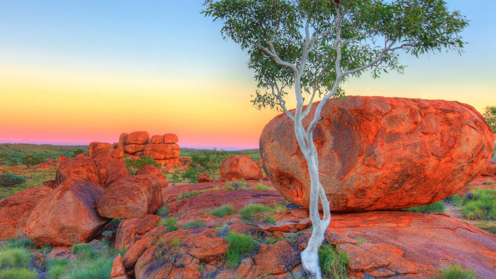 Devils Marbles Wallpapers