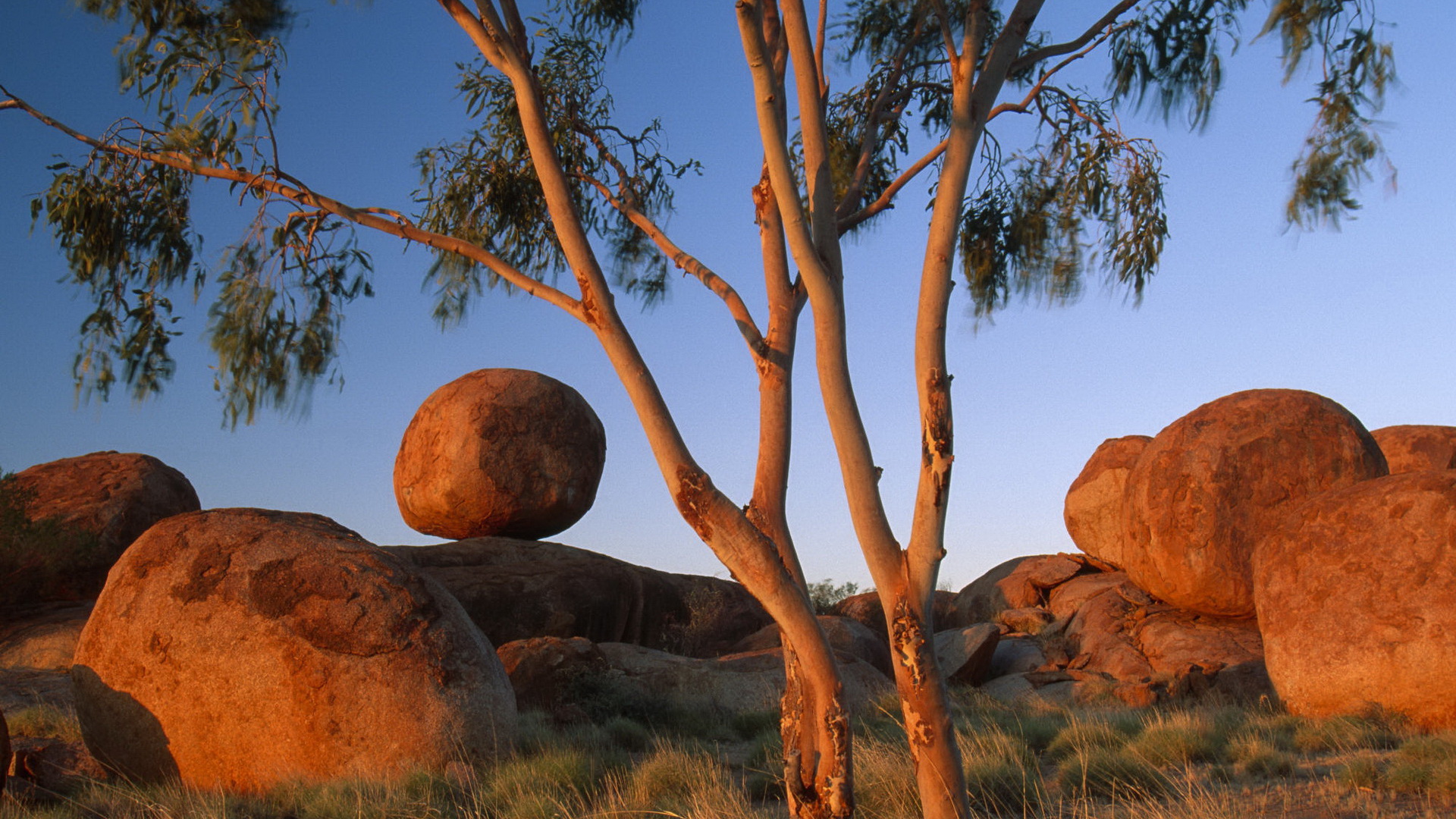 Devils Marbles Wallpapers