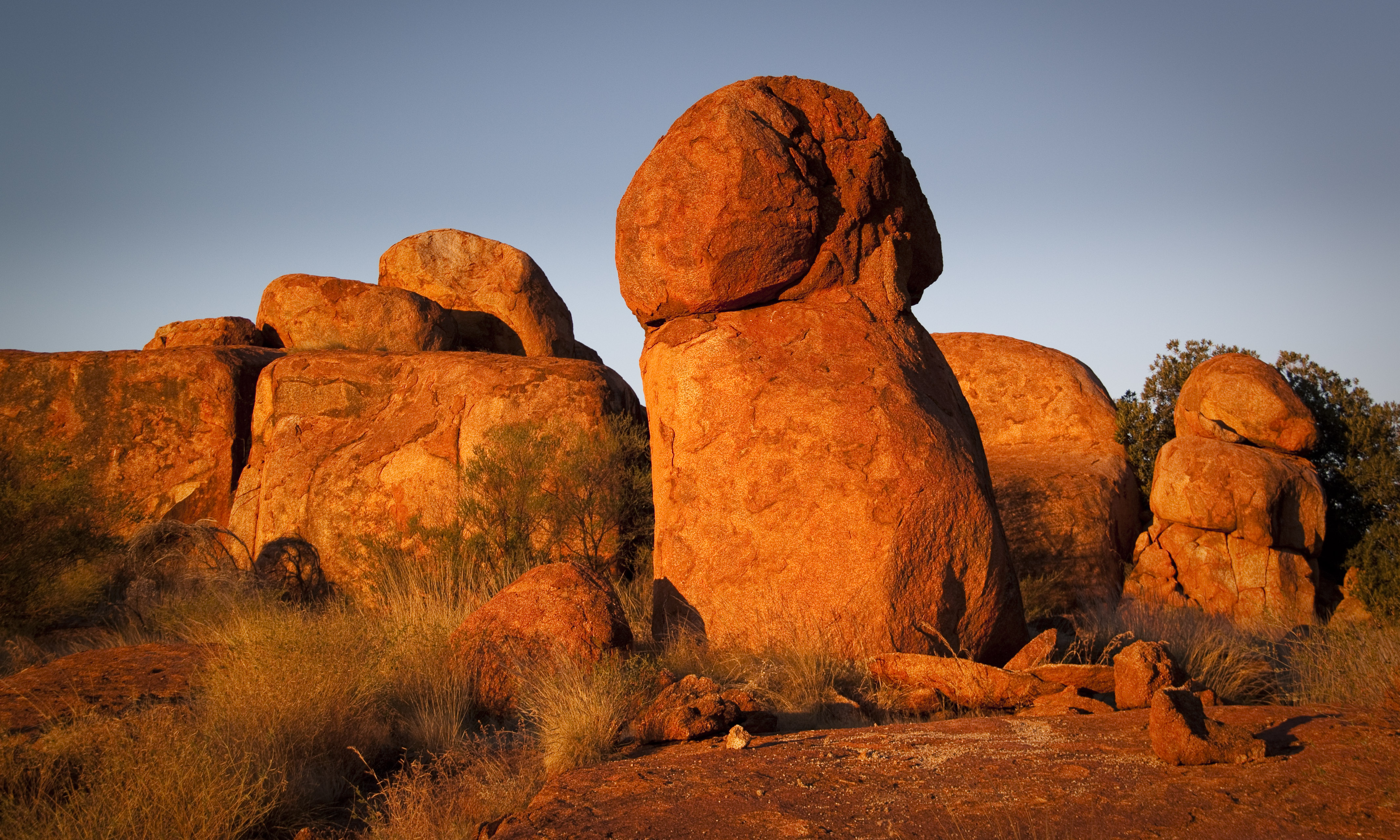 Devils Marbles Wallpapers