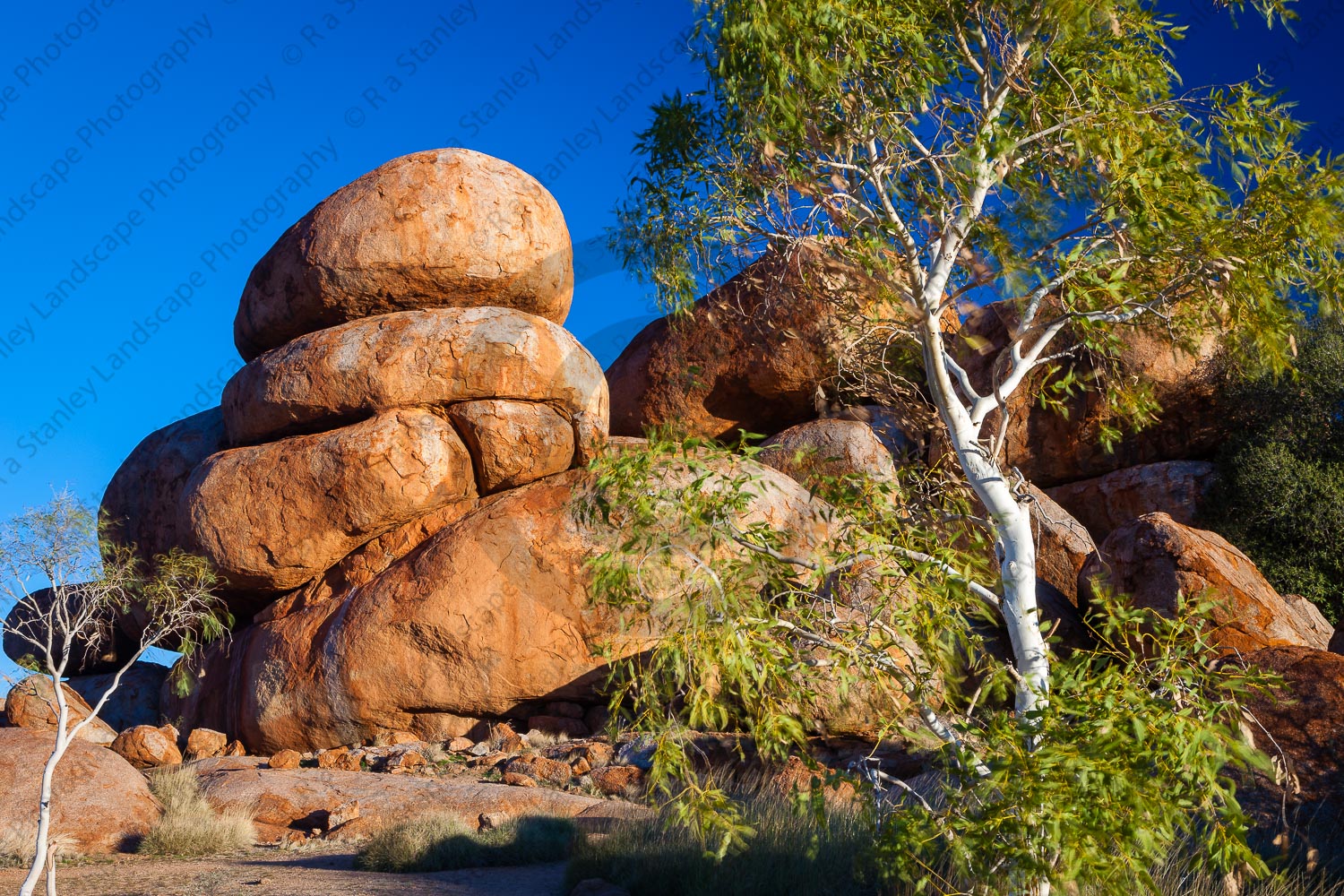 Devils Marbles Wallpapers