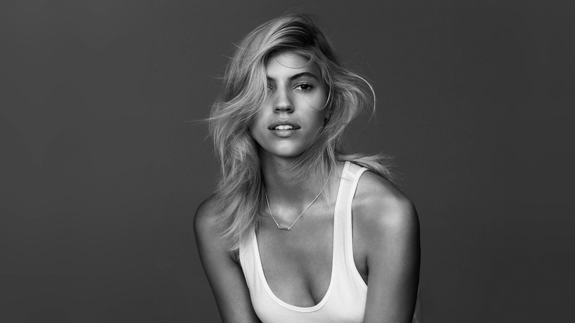 Devon Windsor Wallpapers