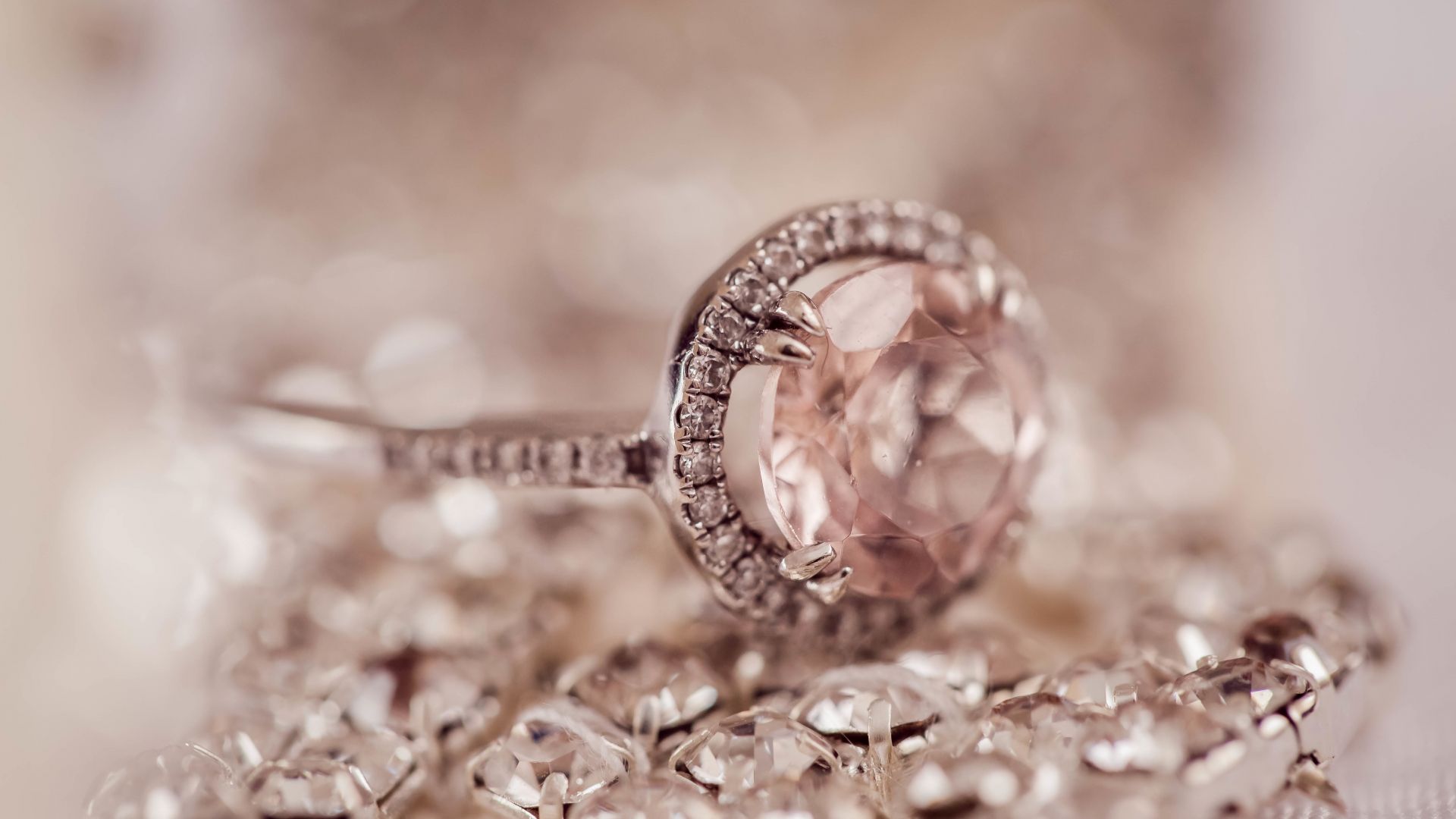 Diamond Jewellery Wallpapers