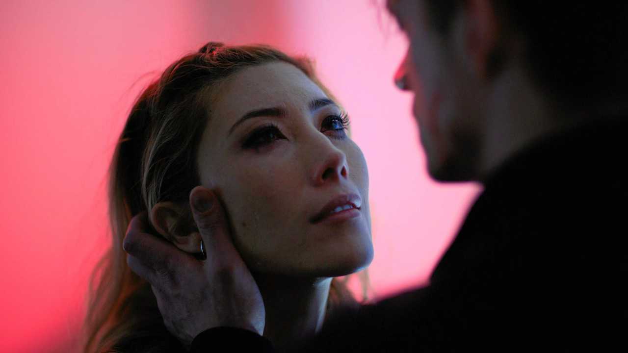 Dichen Lachman Altered Carbon Wallpapers