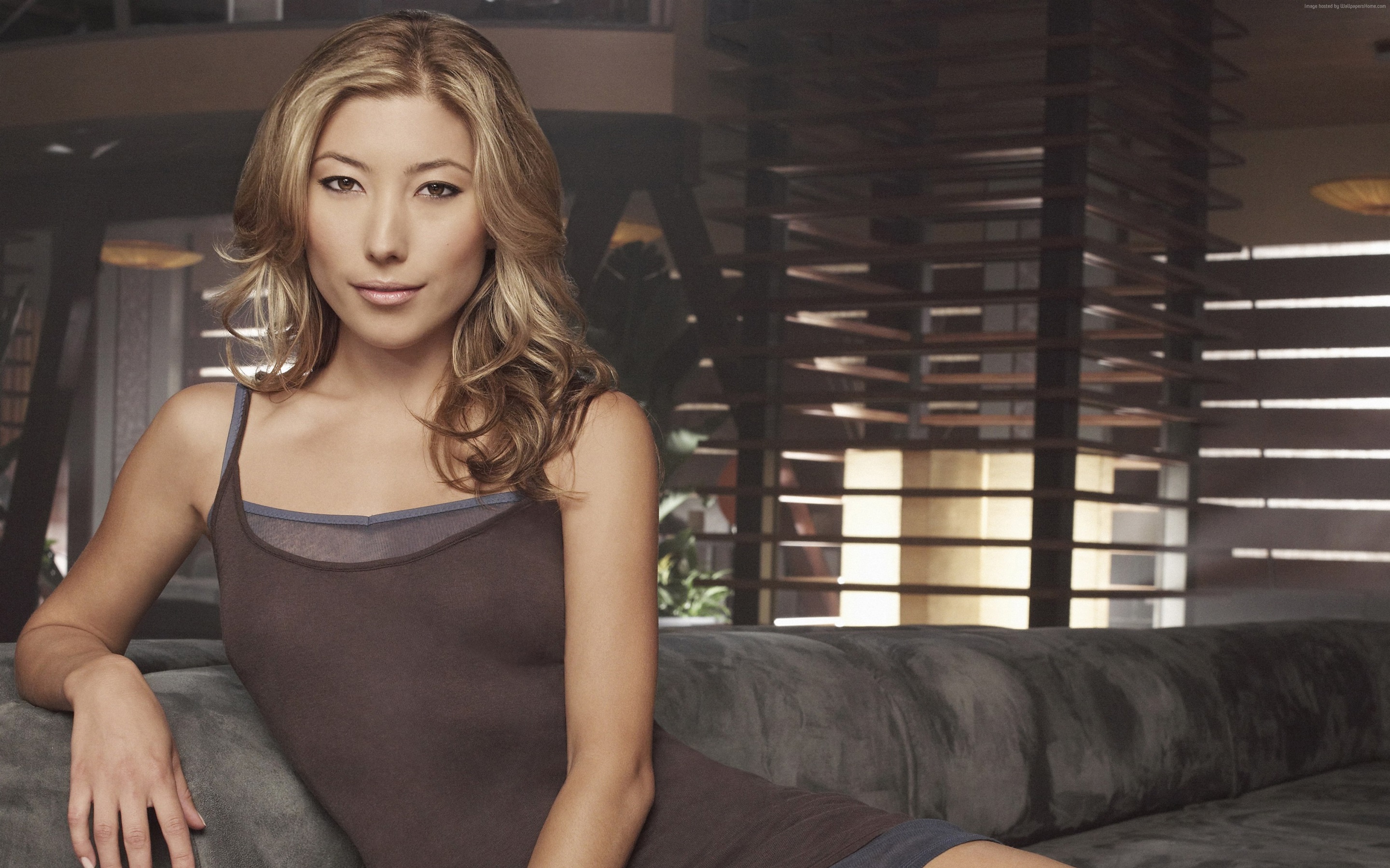 Dichen Lachman Altered Carbon Wallpapers