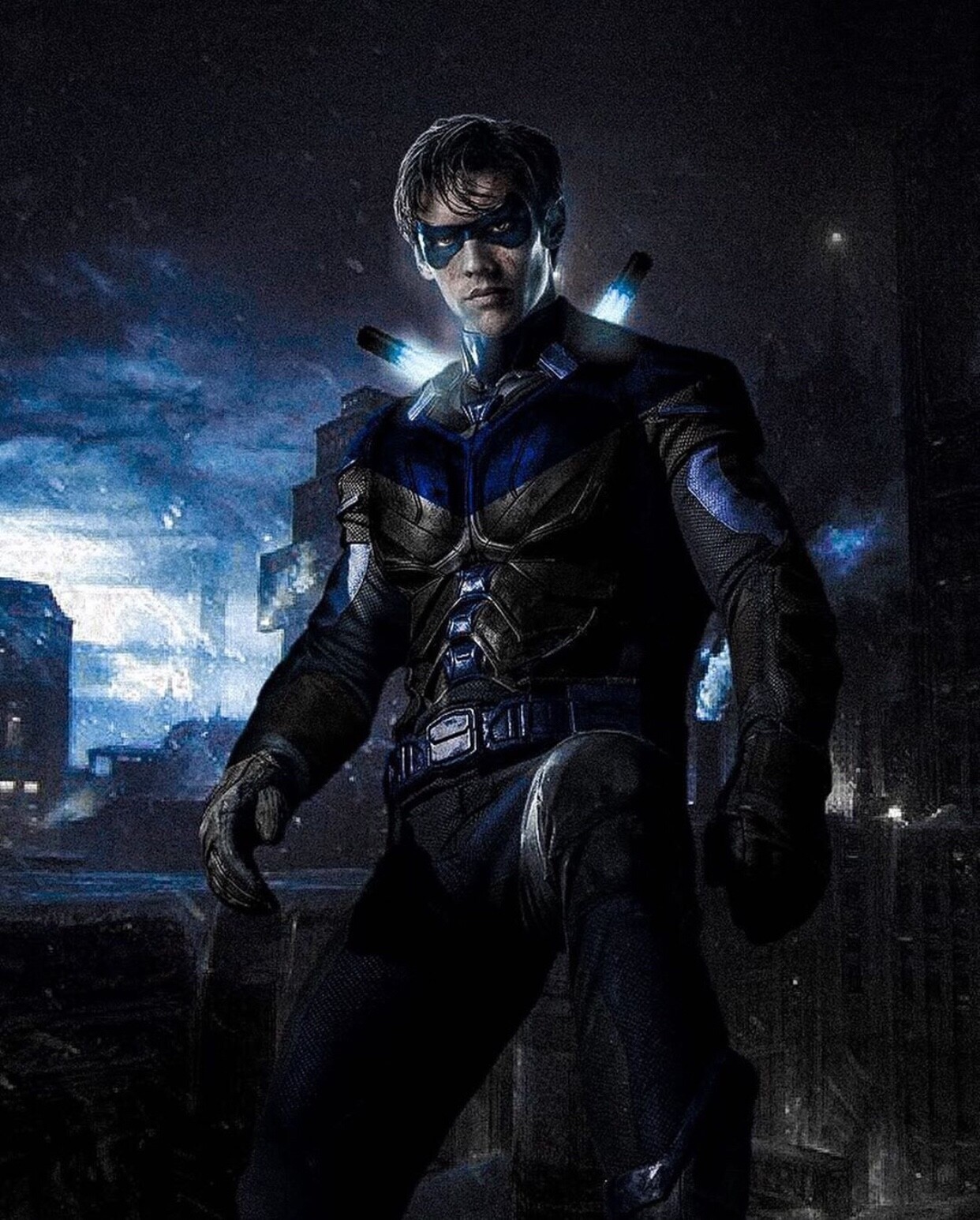 Dick Grayson As Nightwing In Titans Wallpapers