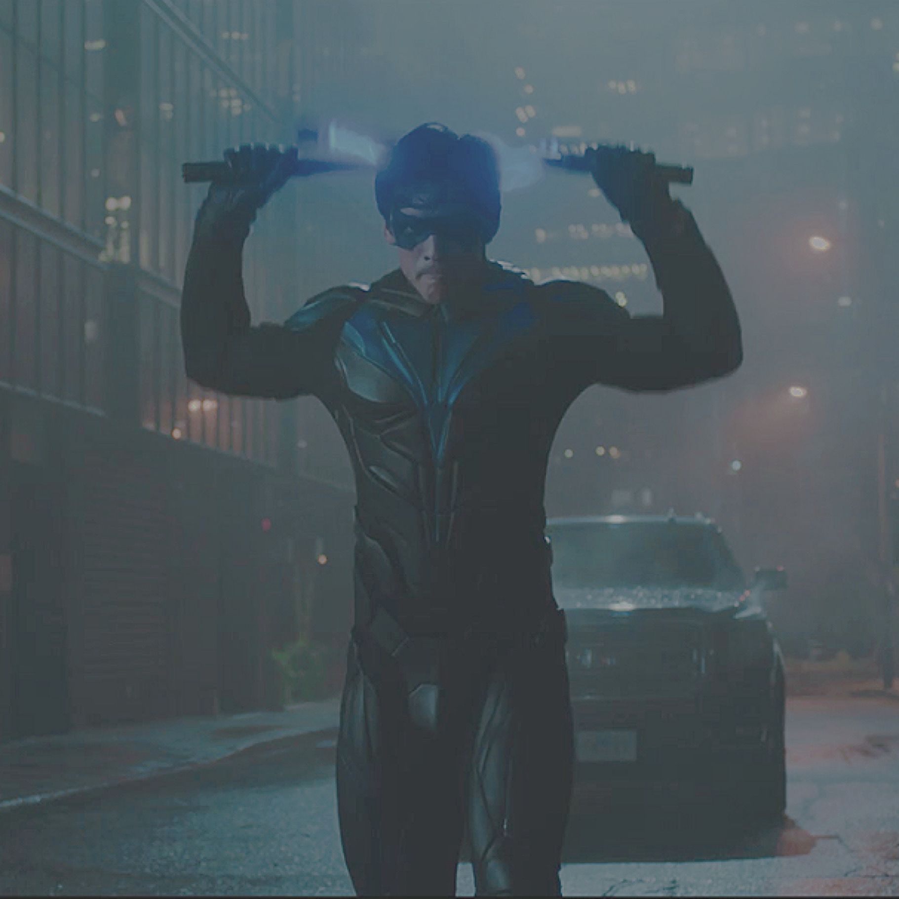 Dick Grayson As Nightwing In Titans Wallpapers