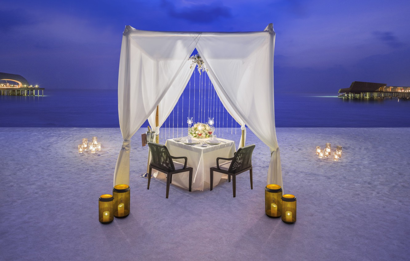 Dining On The Beach At Night In The Maldives Ocean Wallpapers