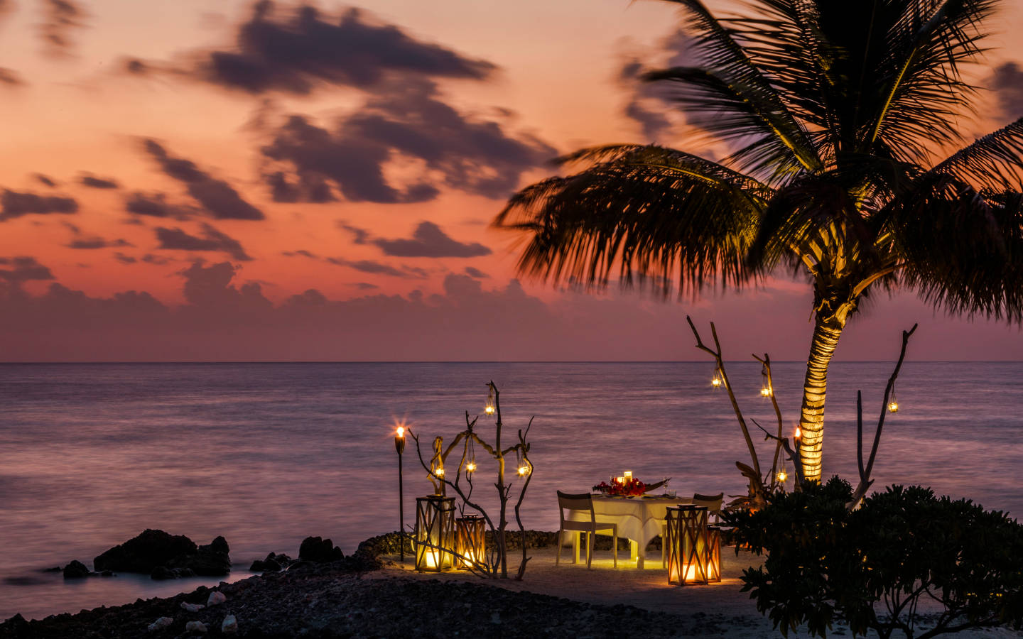 Dining On The Beach At Night In The Maldives Ocean Wallpapers