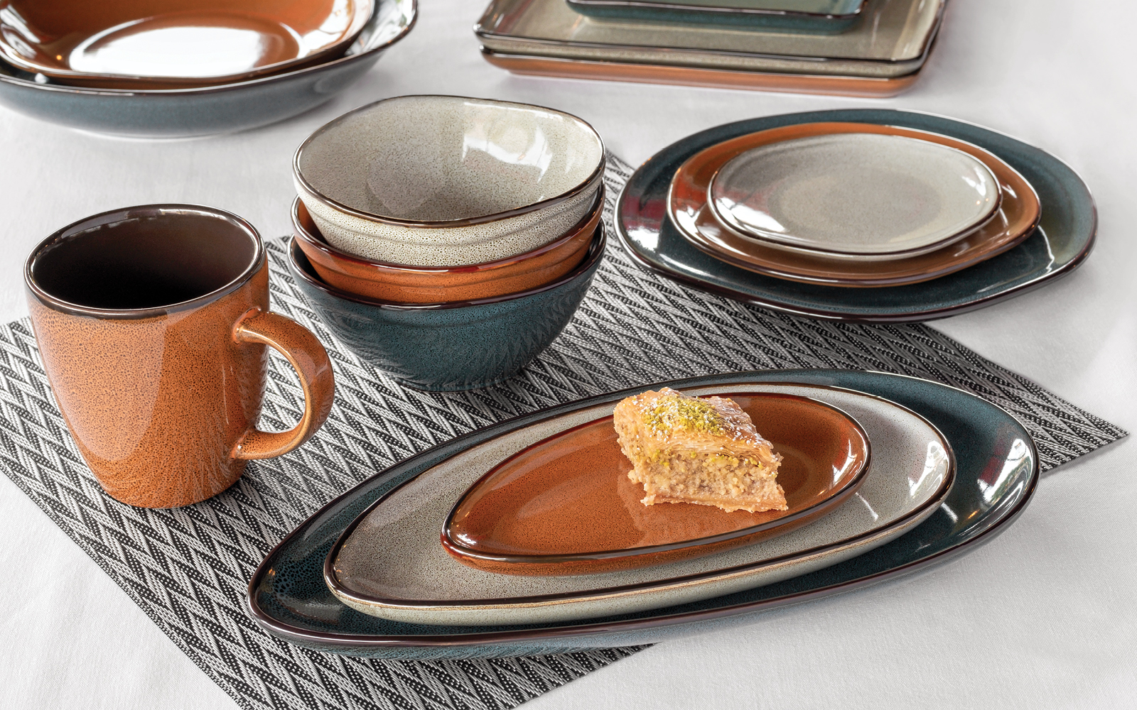 Dinnerware Wallpapers