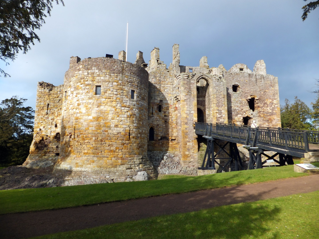 Dirleton Castle Wallpapers