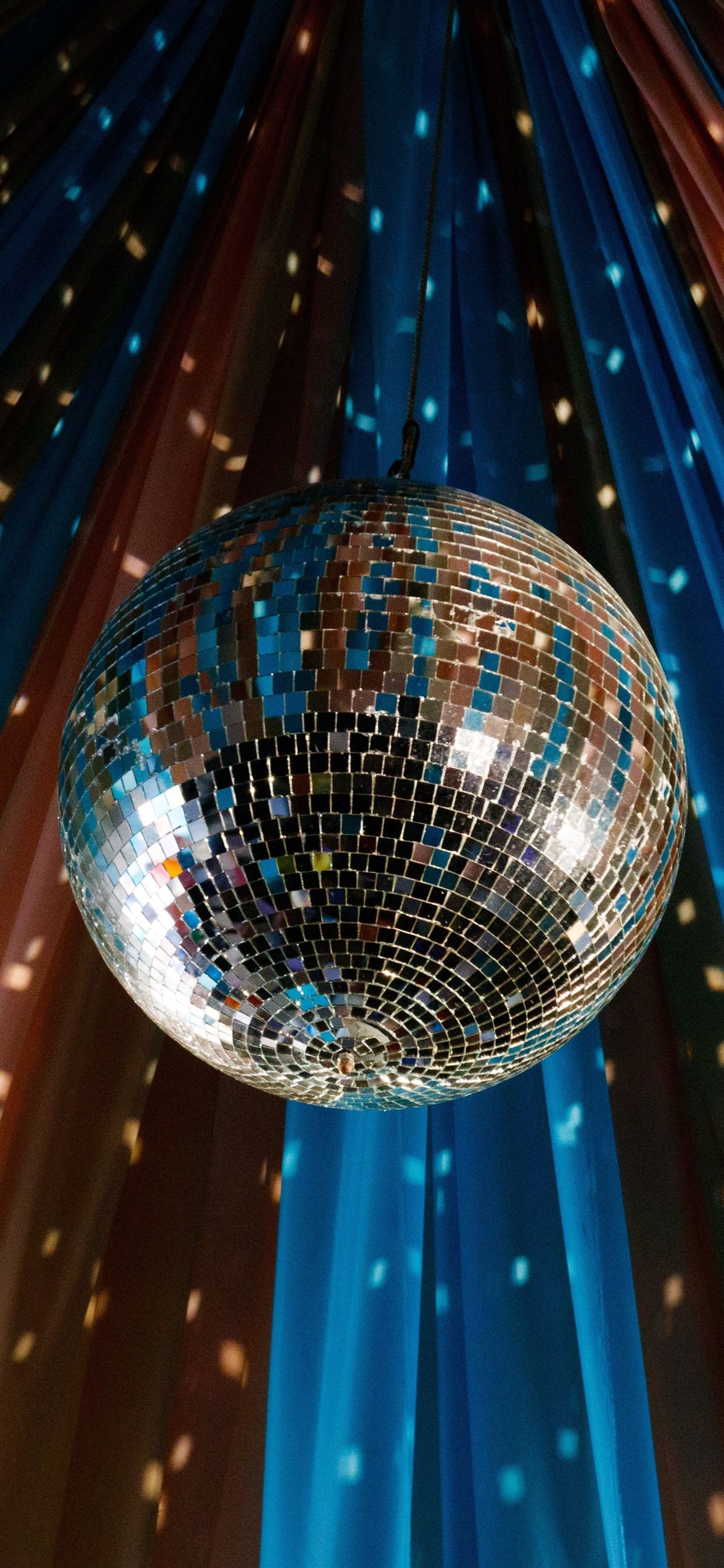 Disco Ball Aesthetic Wallpapers