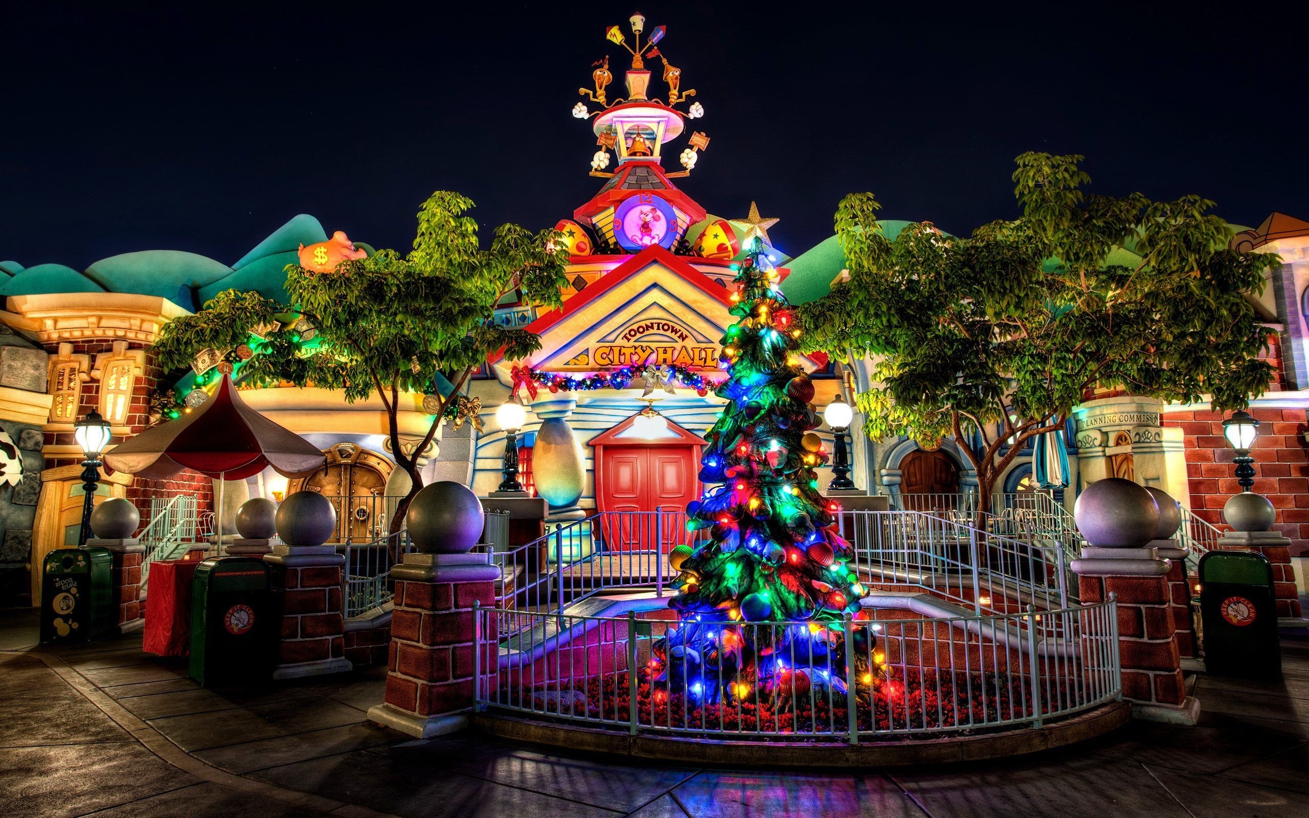 Disney Christmas Desktop Wallpapers