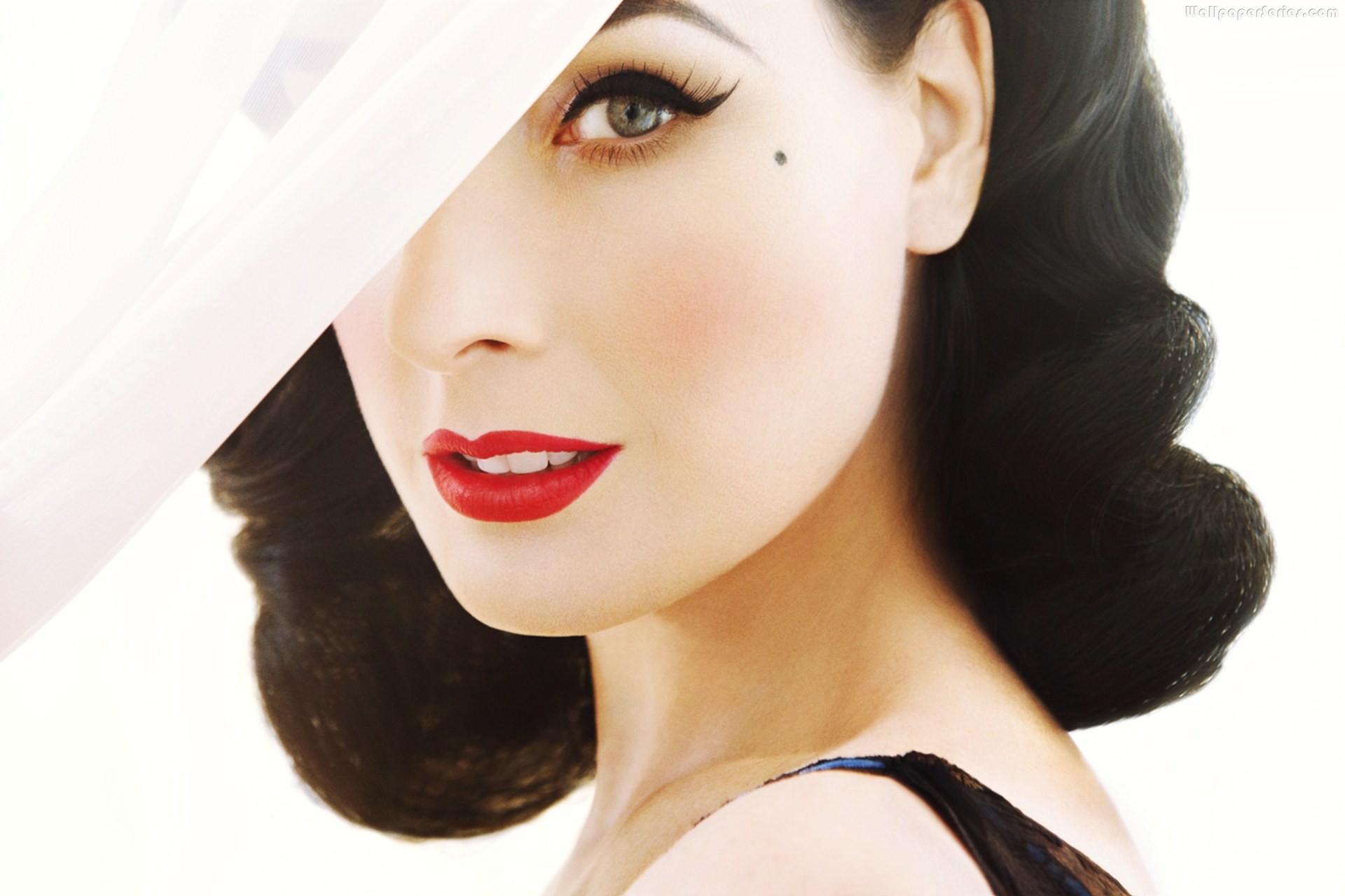 Dita Von Teese Wallpapers