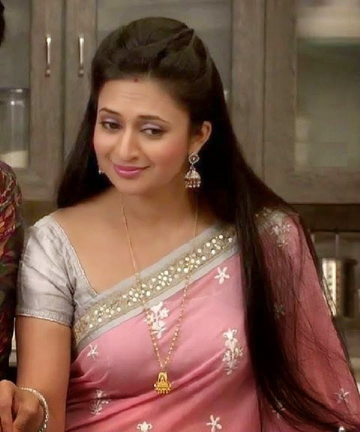 Divyanka Tripathi Beautiful Photos Wallpapers