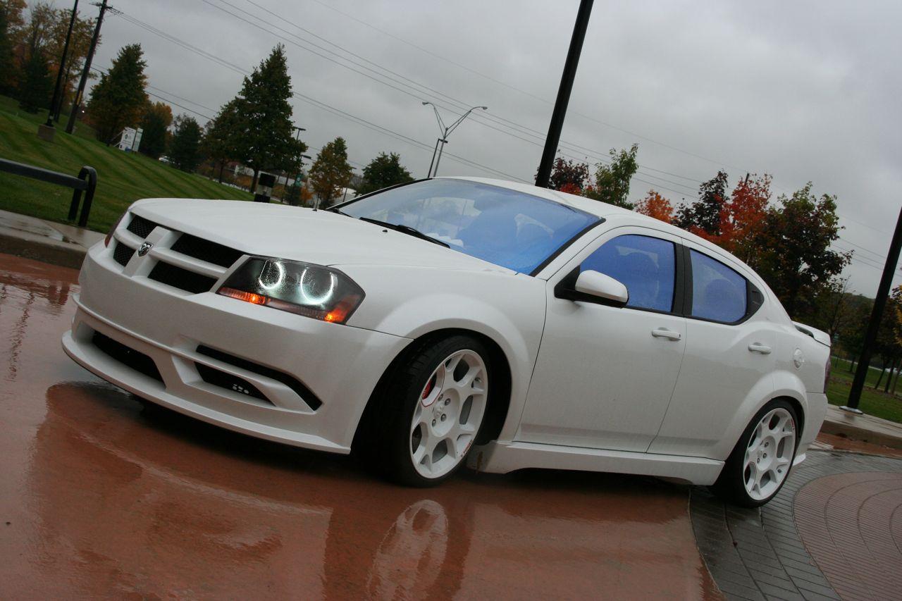 Dodge Avenger Wallpapers