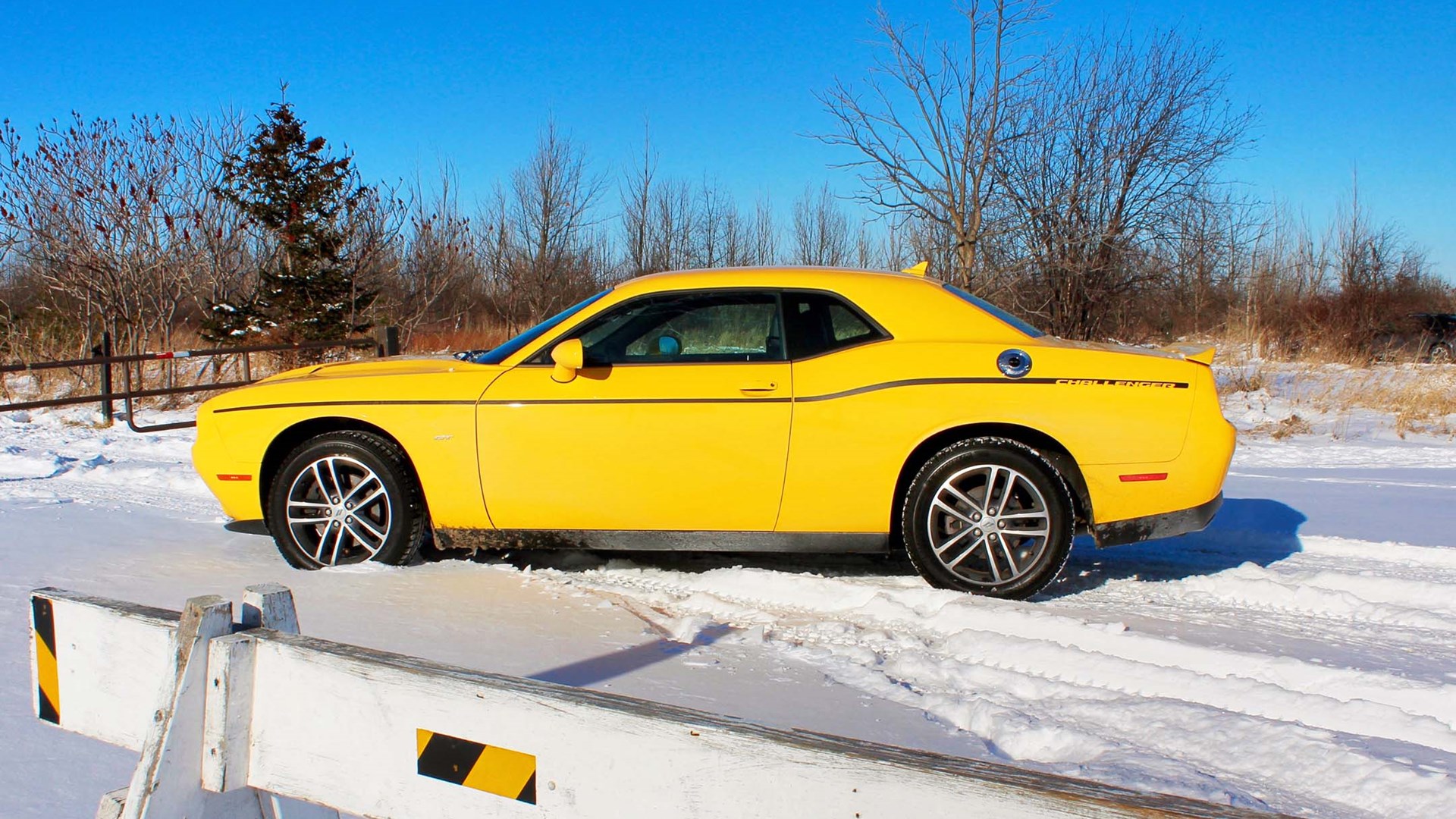 Dodge Challenger Gt Awd Wallpapers