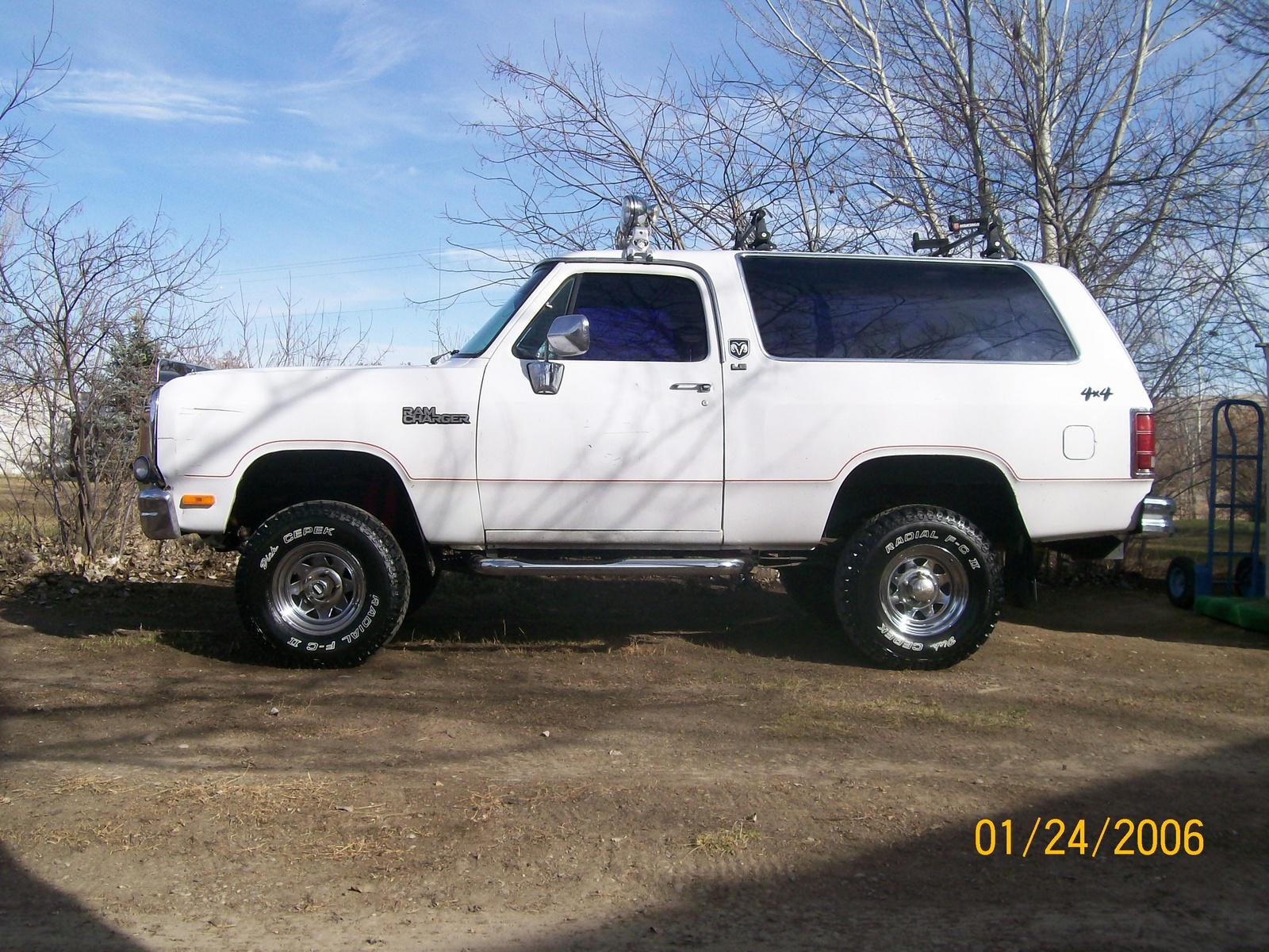 Dodge Ramcharger Wallpapers