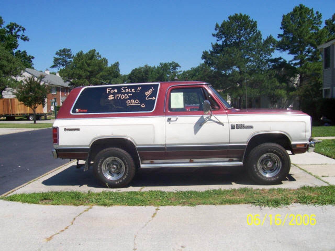 Dodge Ramcharger Wallpapers