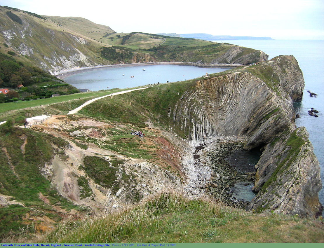 Dorset Bay Lulworth-Cov In England Wallpapers