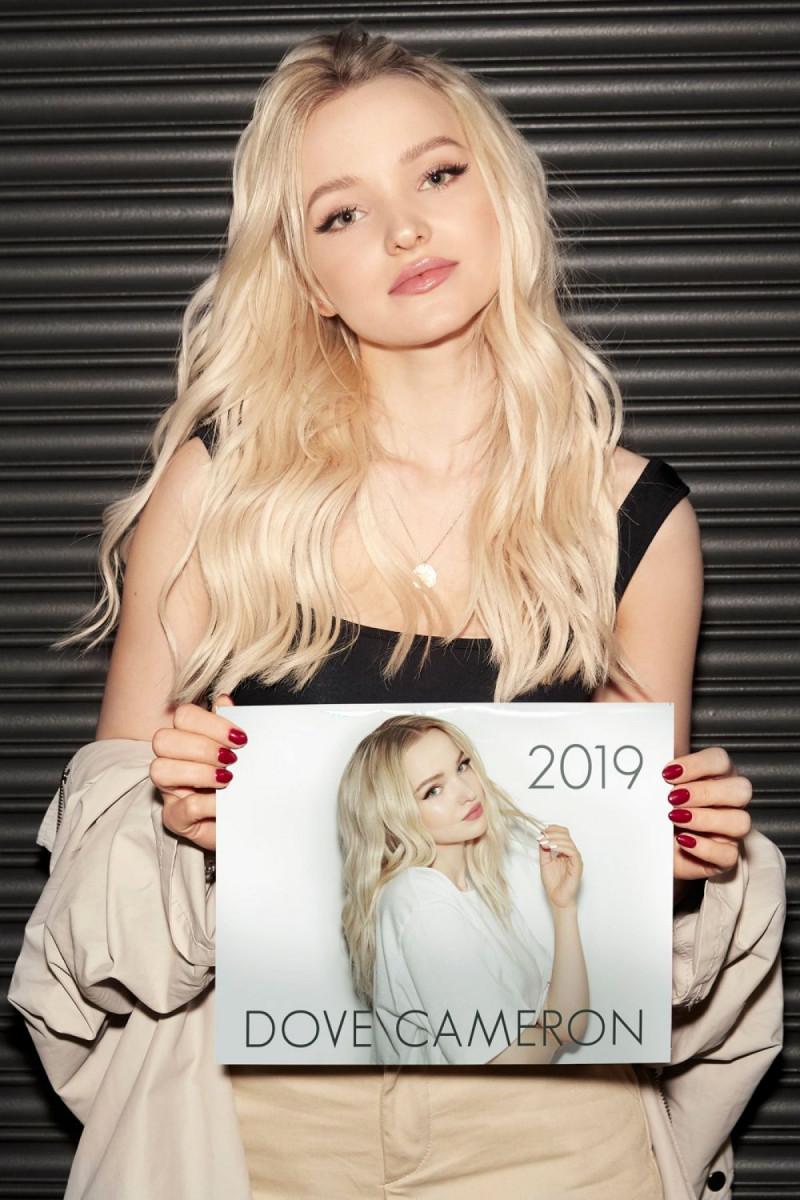 Dove Cameron 2019 Wallpapers