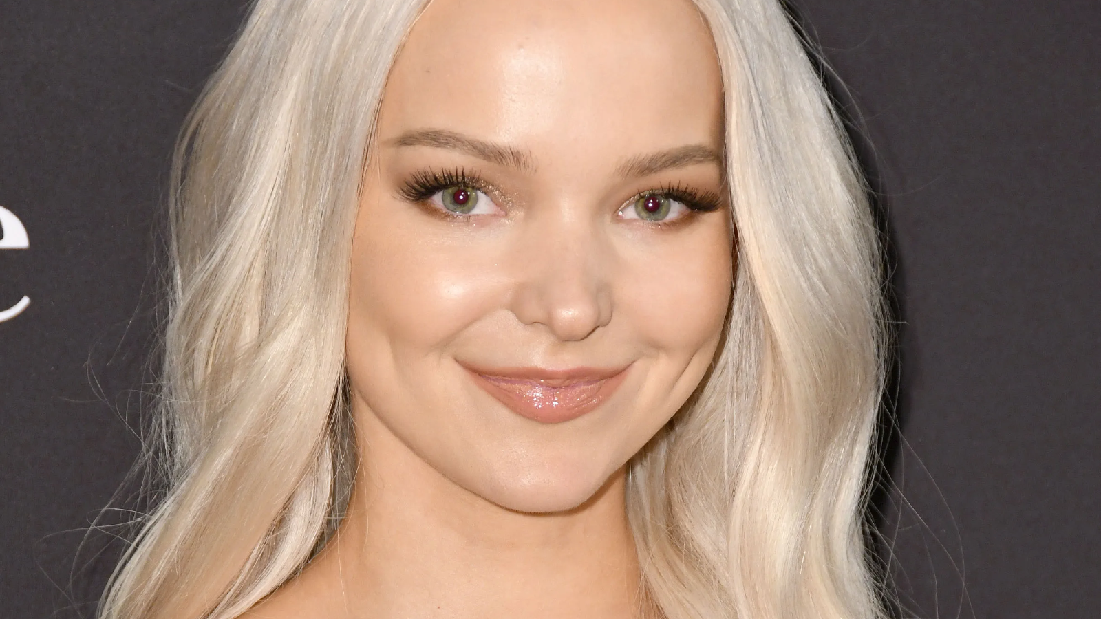 Dove Cameron Makeup 2021 Wallpapers