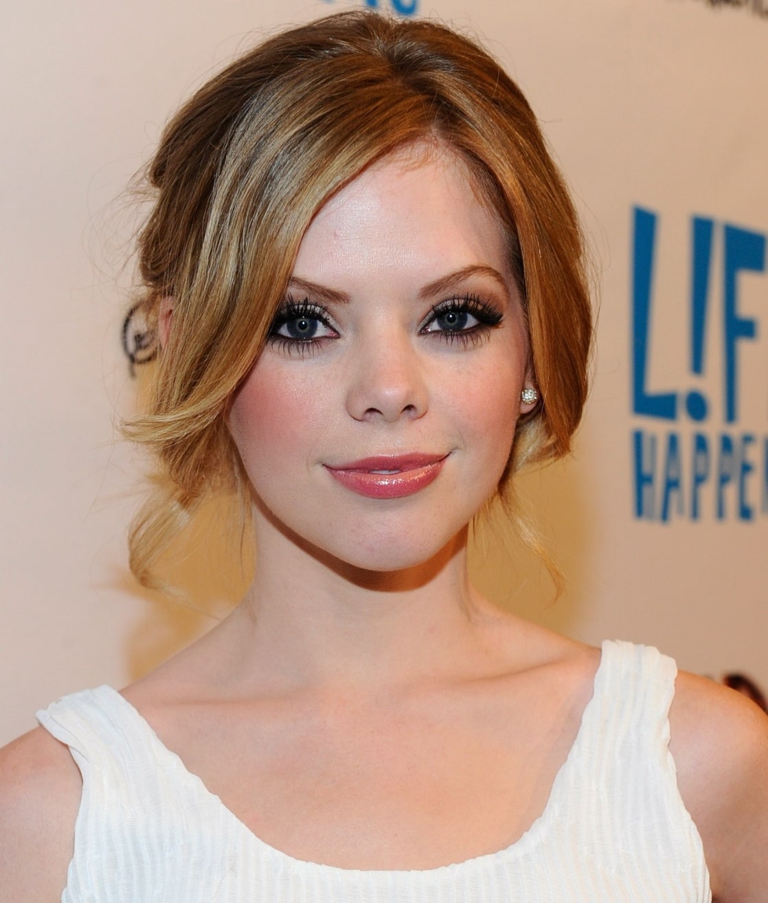 Dreama Walker Wallpapers